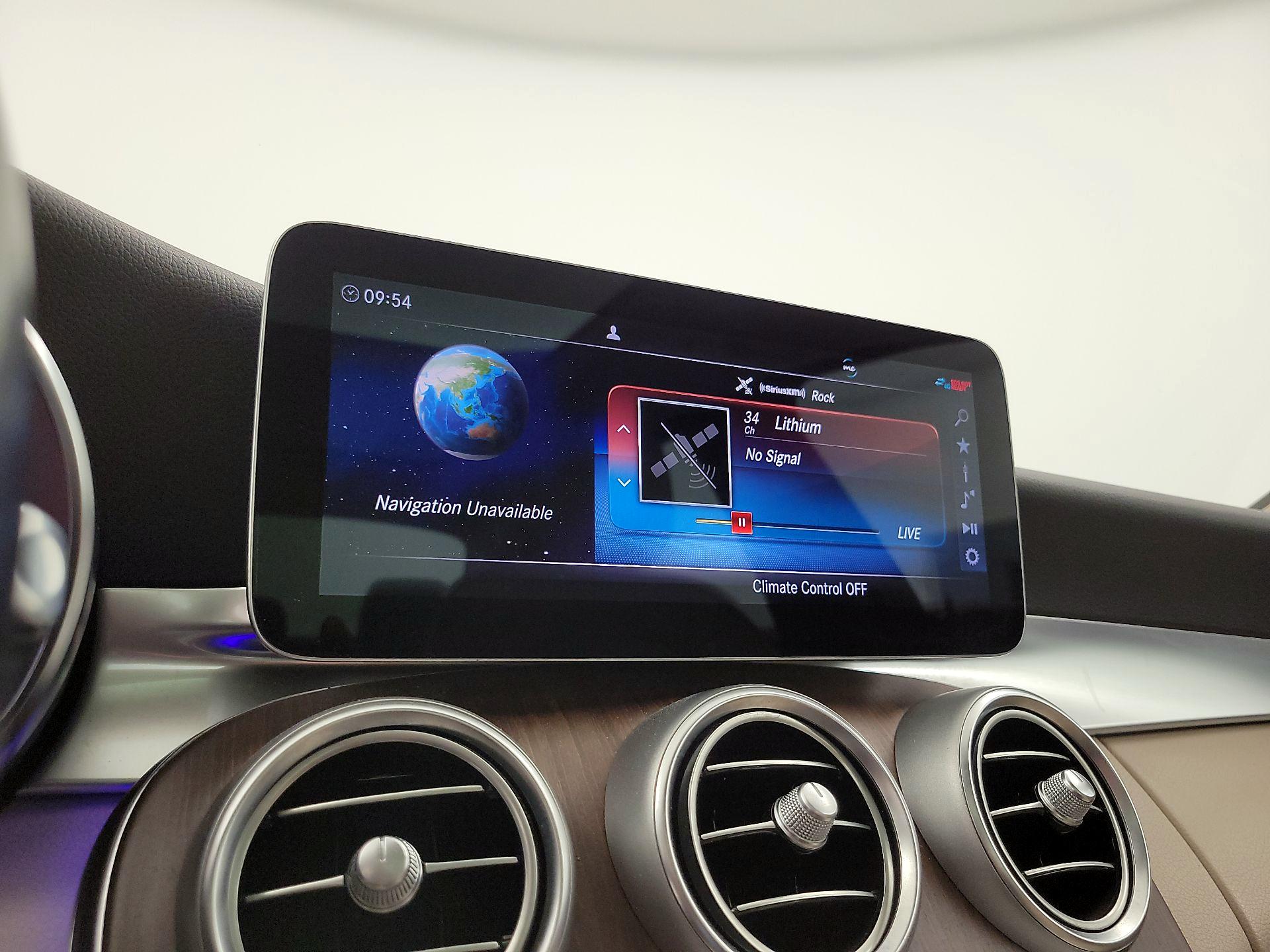 Thumbnail: 2021 Mercedes-Benz C-Class - 15