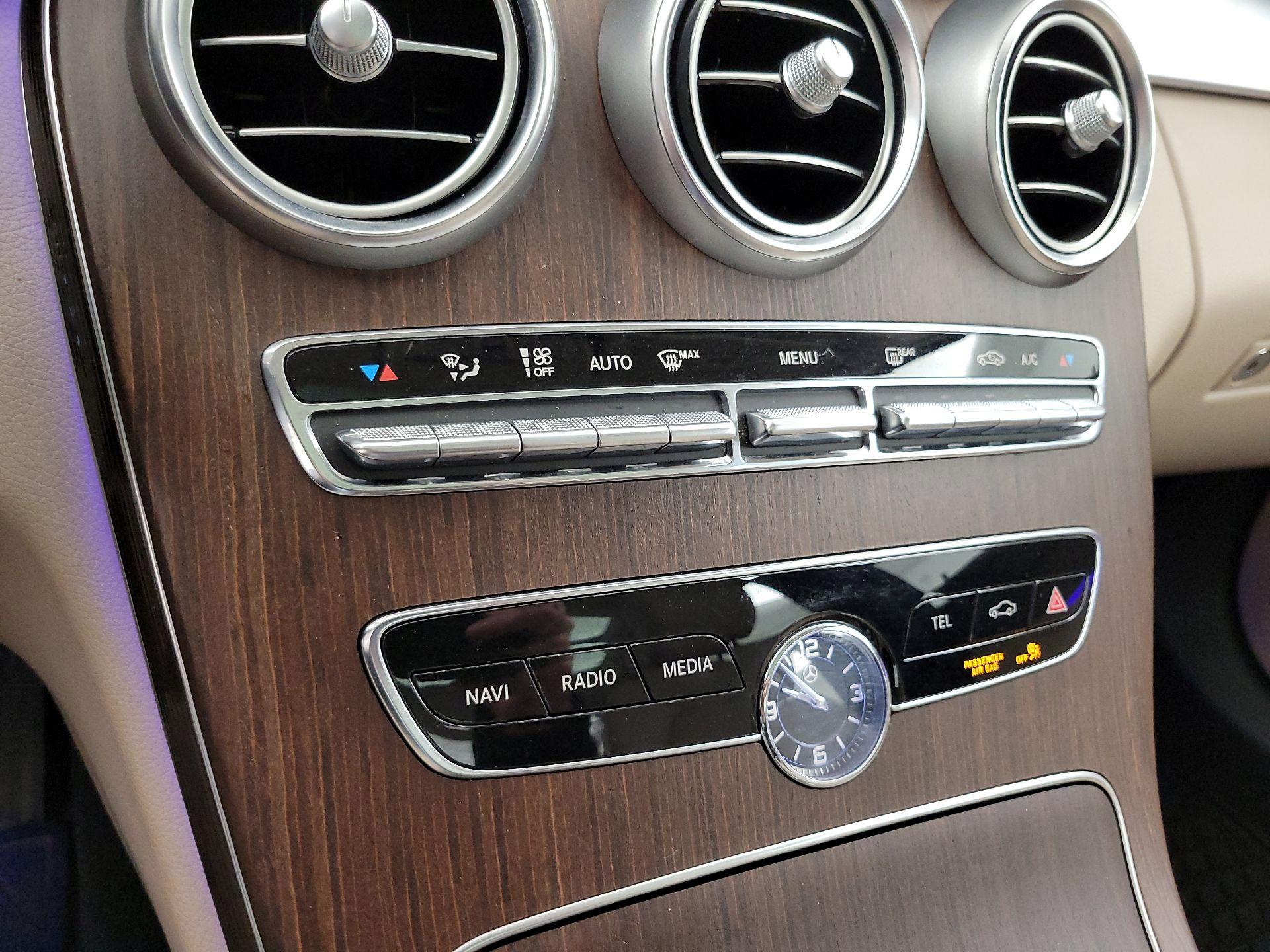 Thumbnail: 2021 Mercedes-Benz C-Class - 16