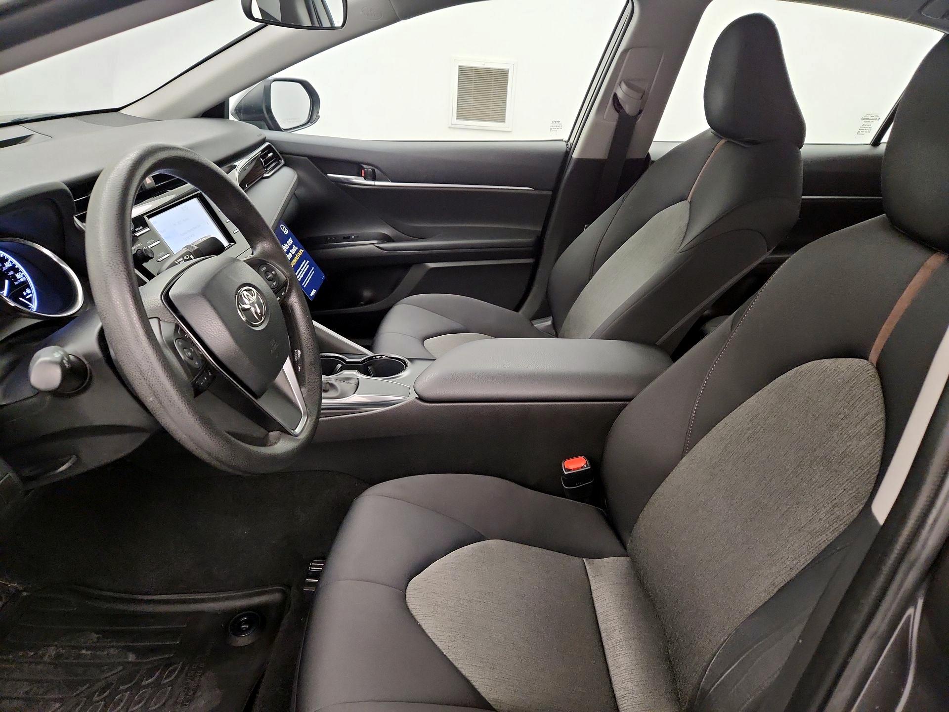 Thumbnail: 2020 Toyota Camry - 11