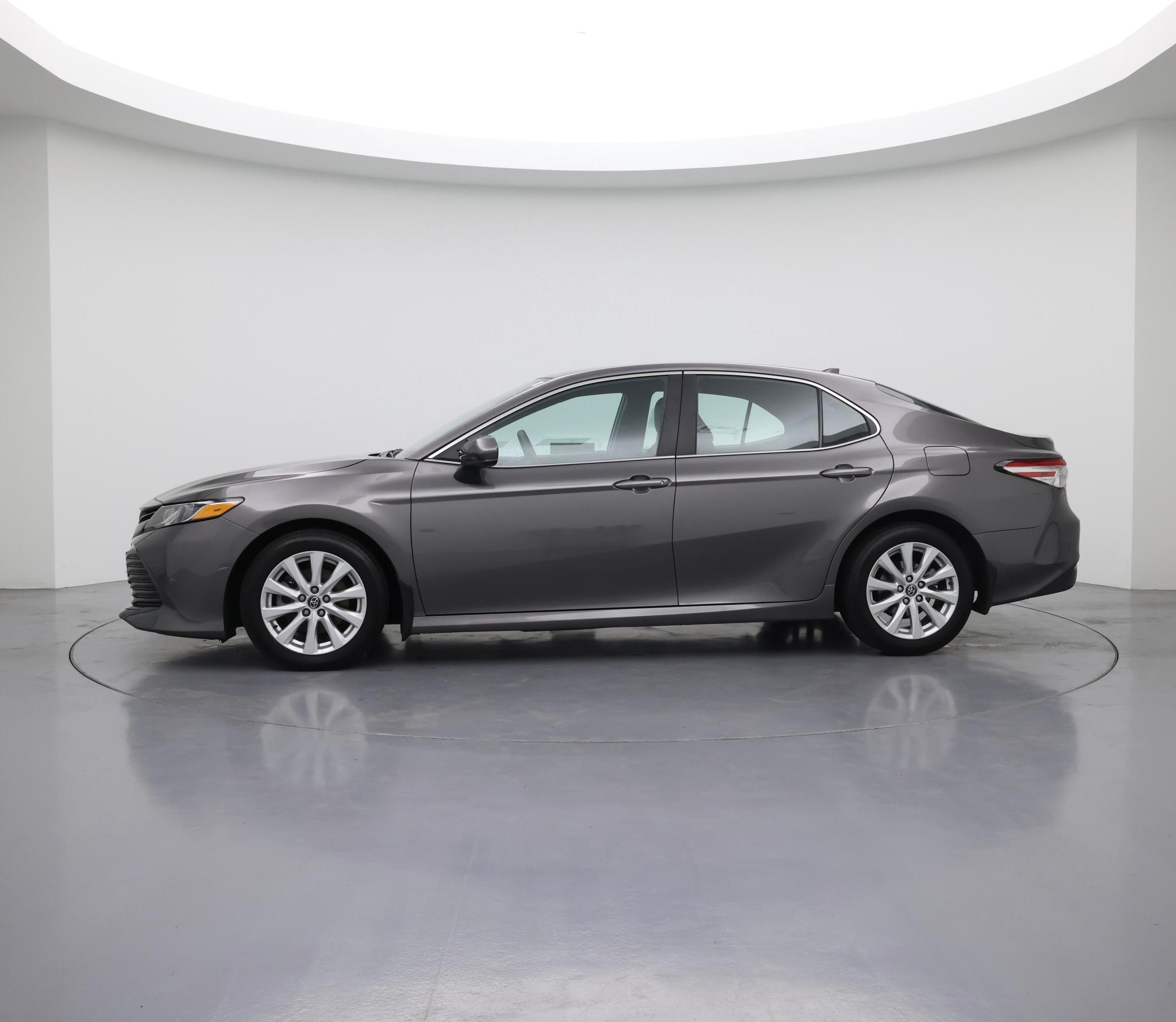 Thumbnail: 2020 Toyota Camry - 3