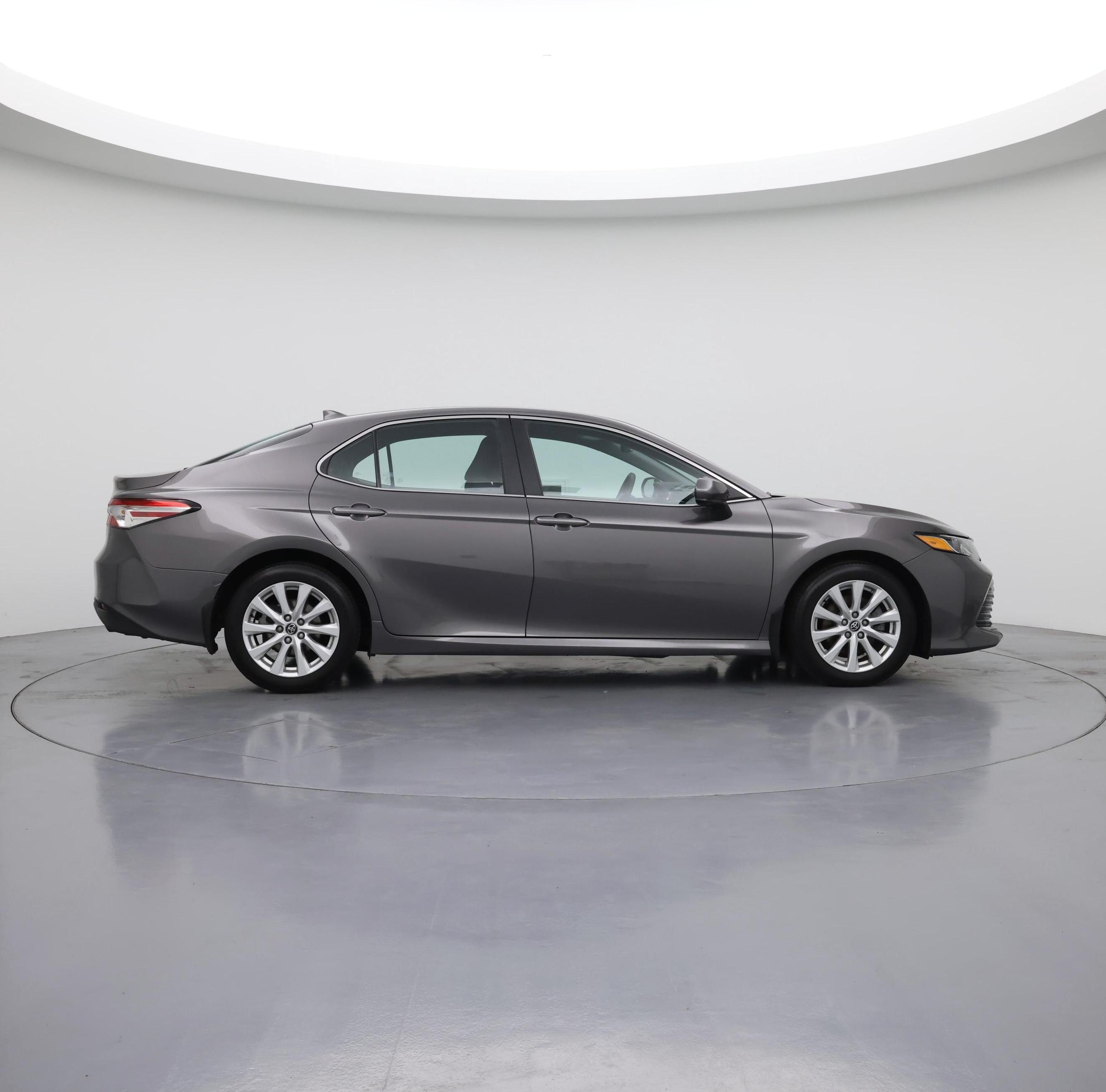 Thumbnail: 2020 Toyota Camry - 7