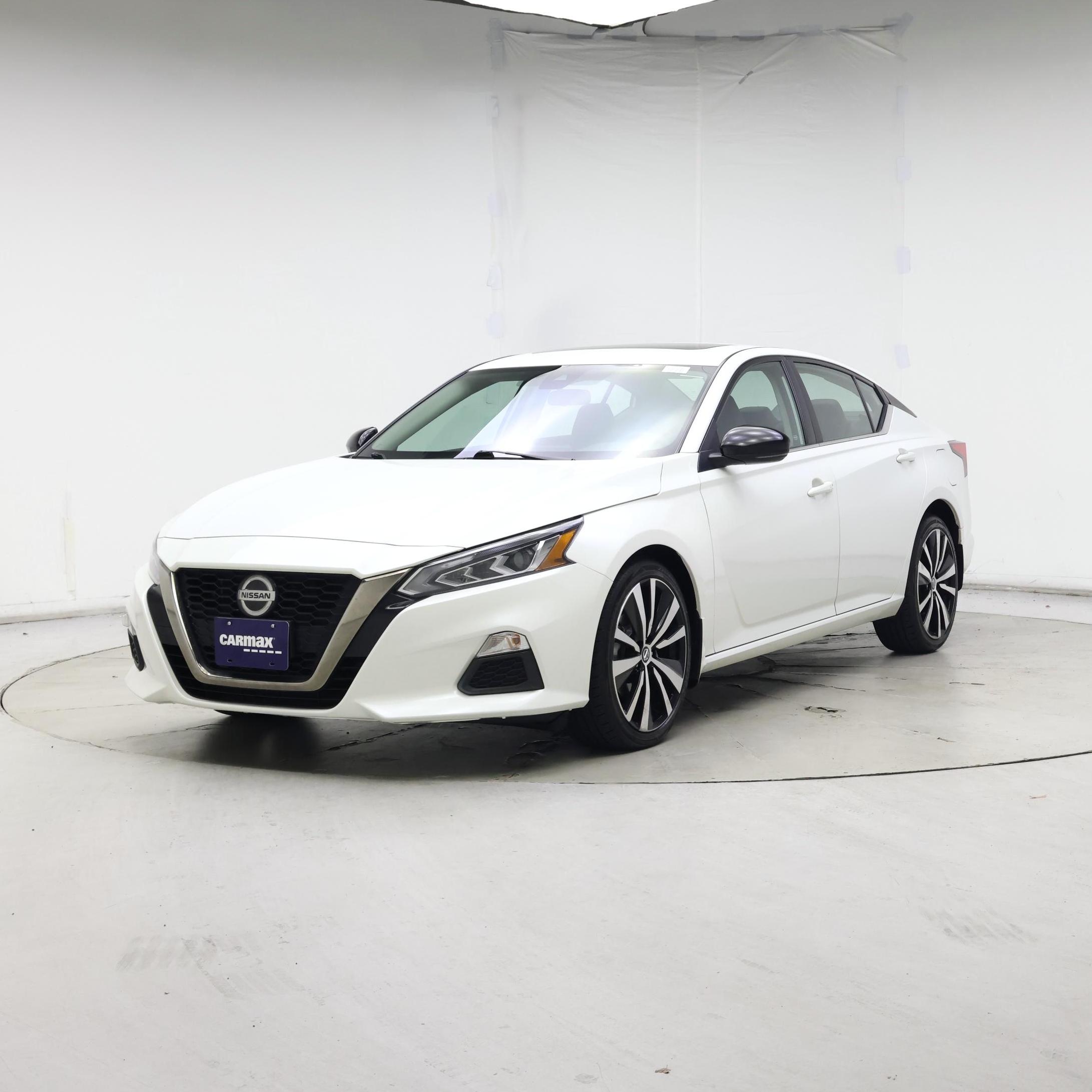 Thumbnail: 2021 Nissan Altima - 4