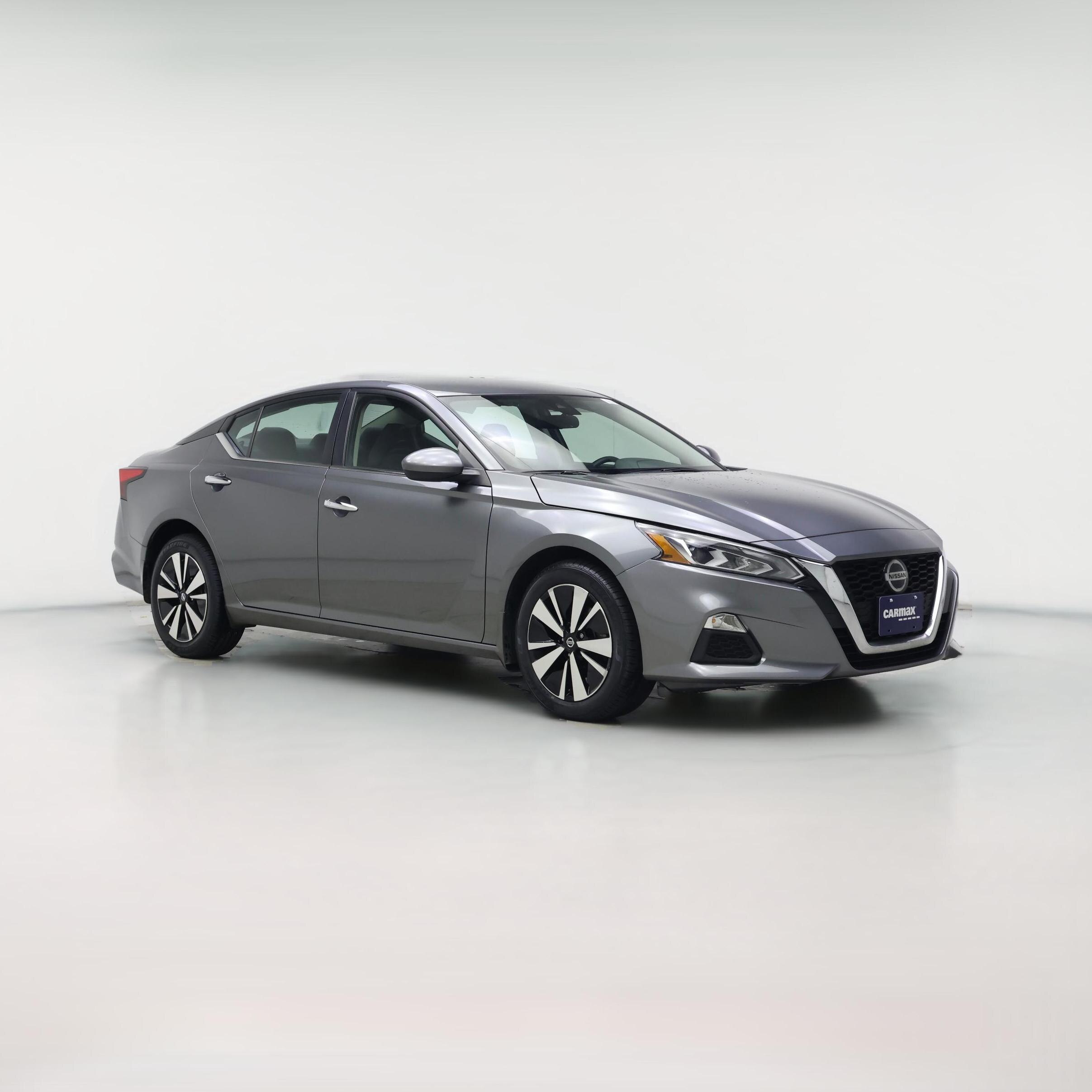 Thumbnail: 2022 Nissan Altima - 1