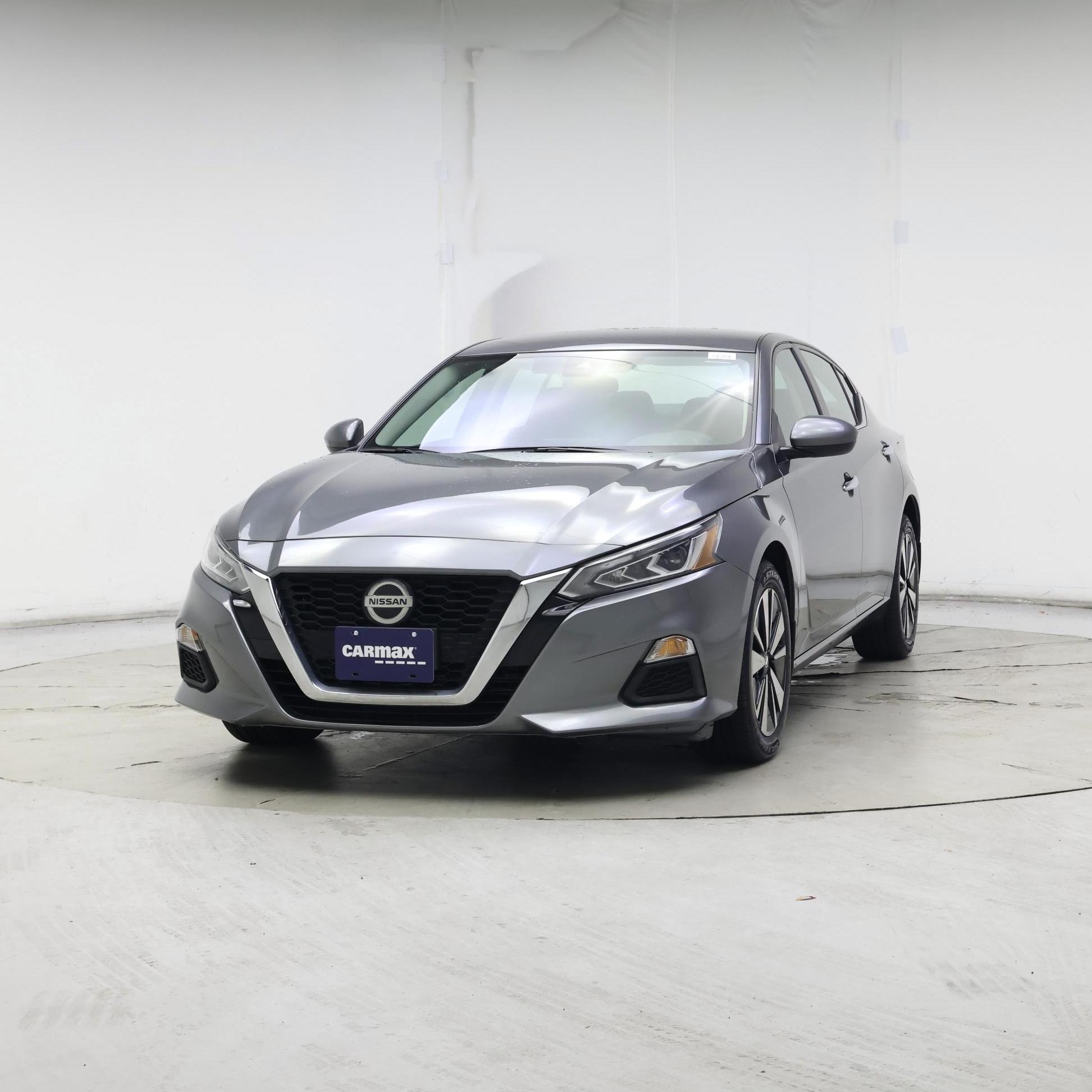 Thumbnail: 2022 Nissan Altima - 4