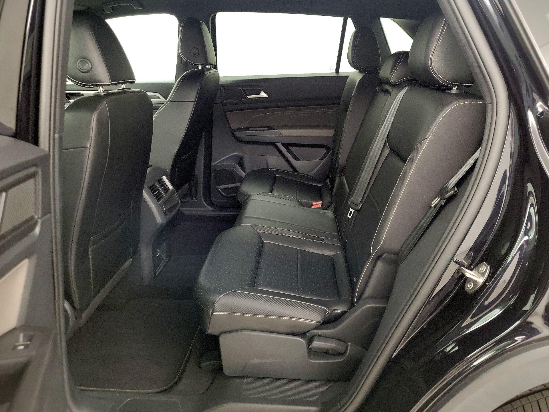 Thumbnail: 2022 Volkswagen Atlas - 19