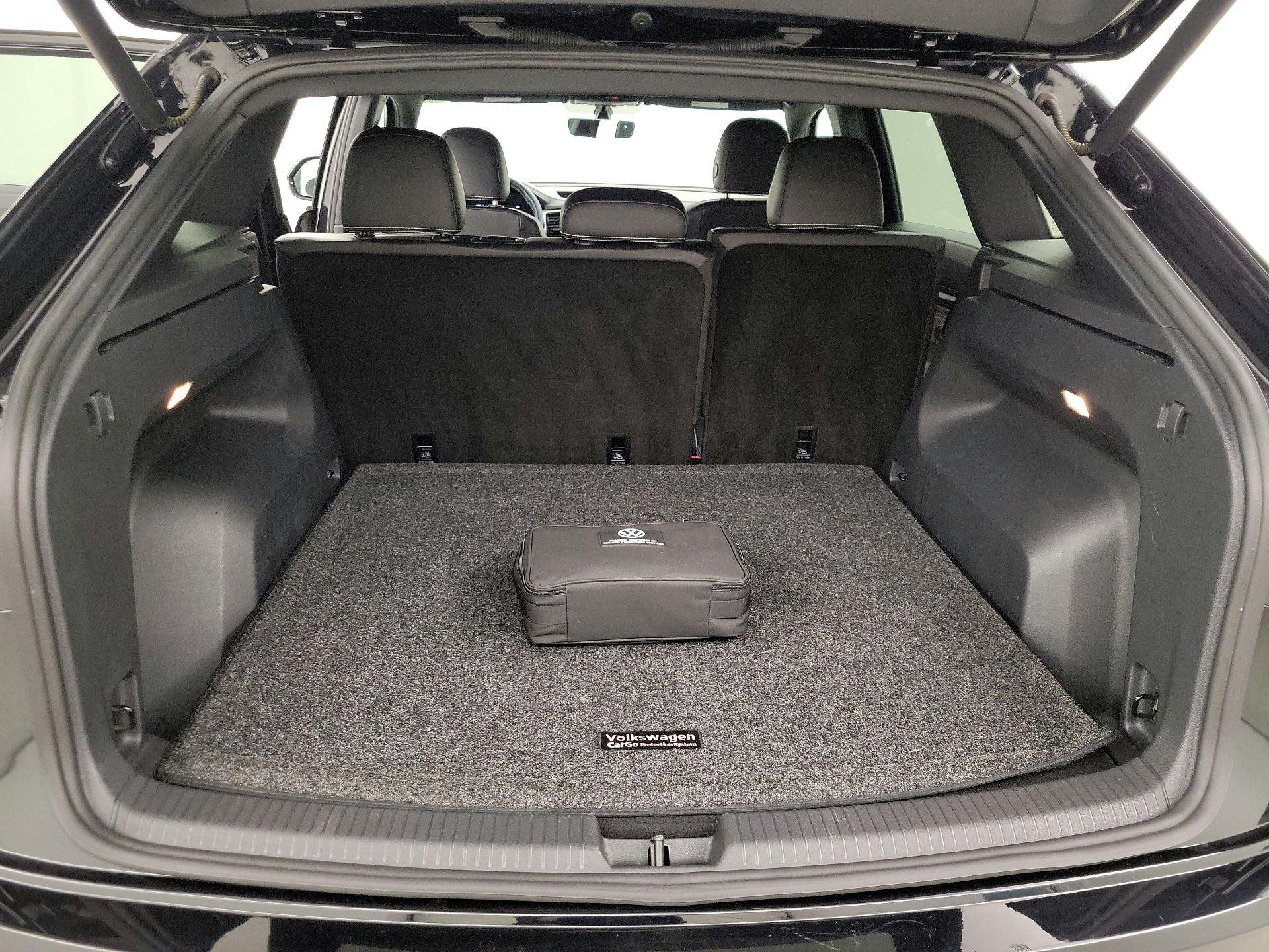 Thumbnail: 2022 Volkswagen Atlas - 20