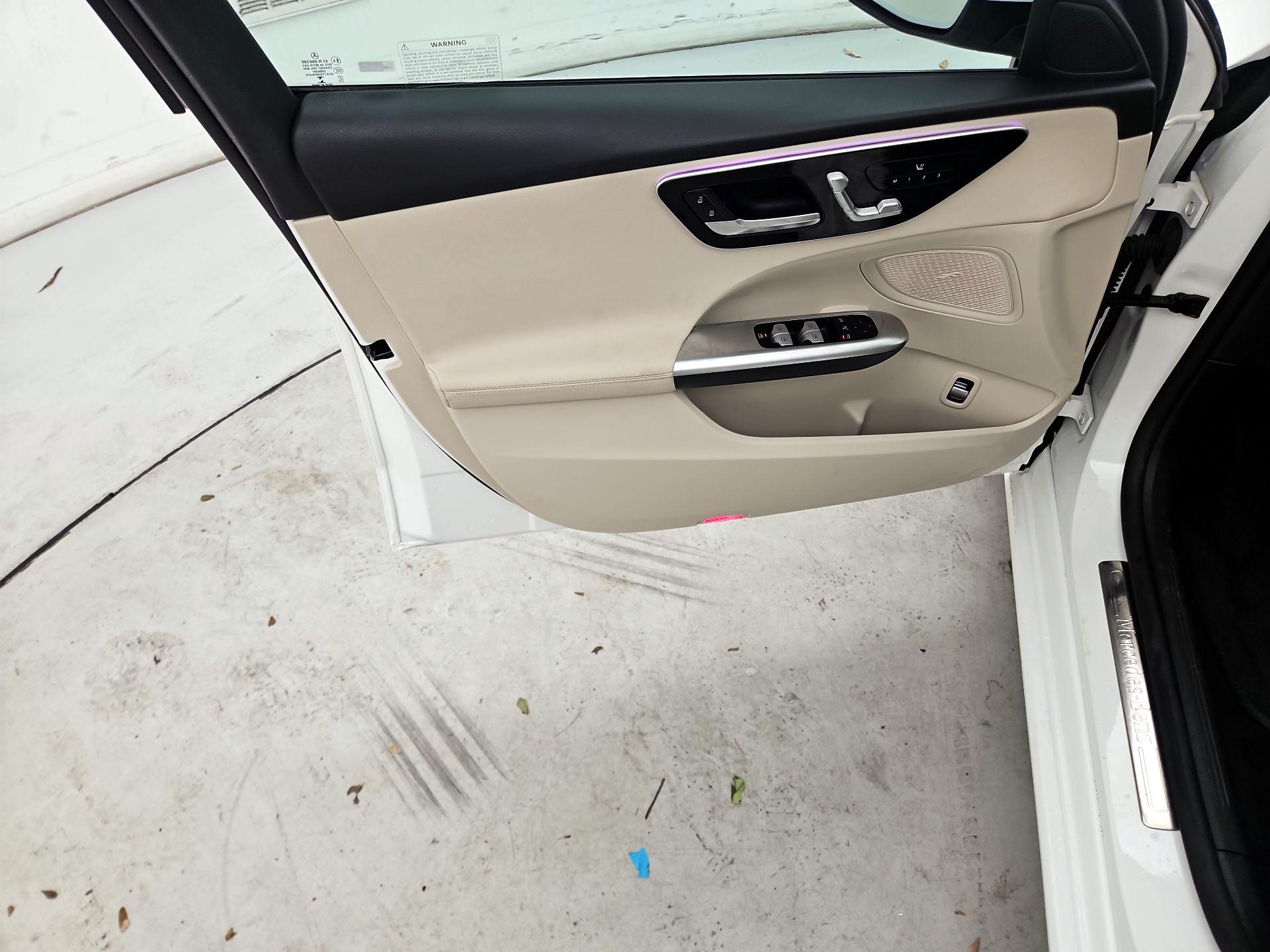 Thumbnail: 2023 Mercedes-Benz C-Class - 12