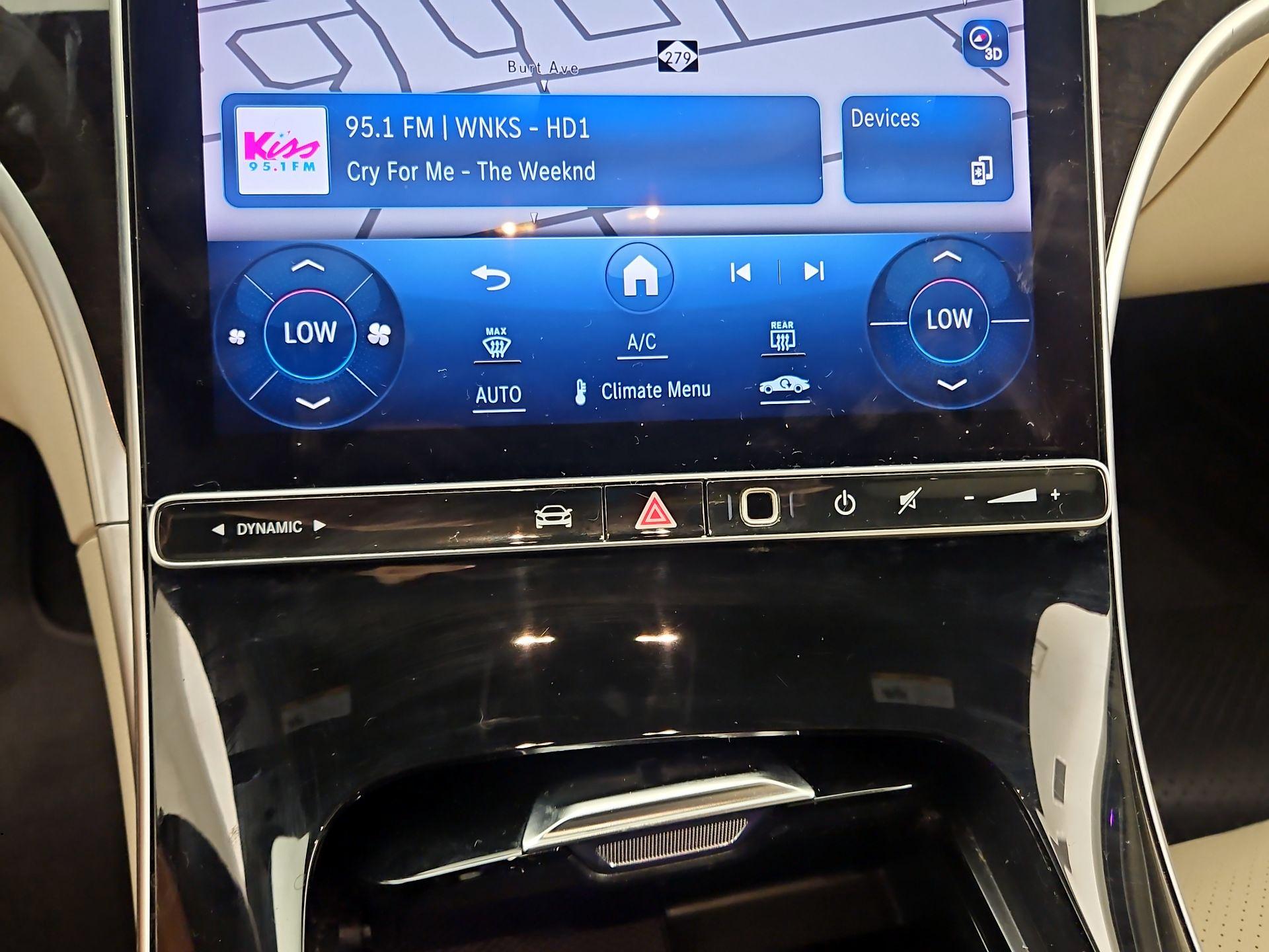 Thumbnail: 2023 Mercedes-Benz C-Class - 16