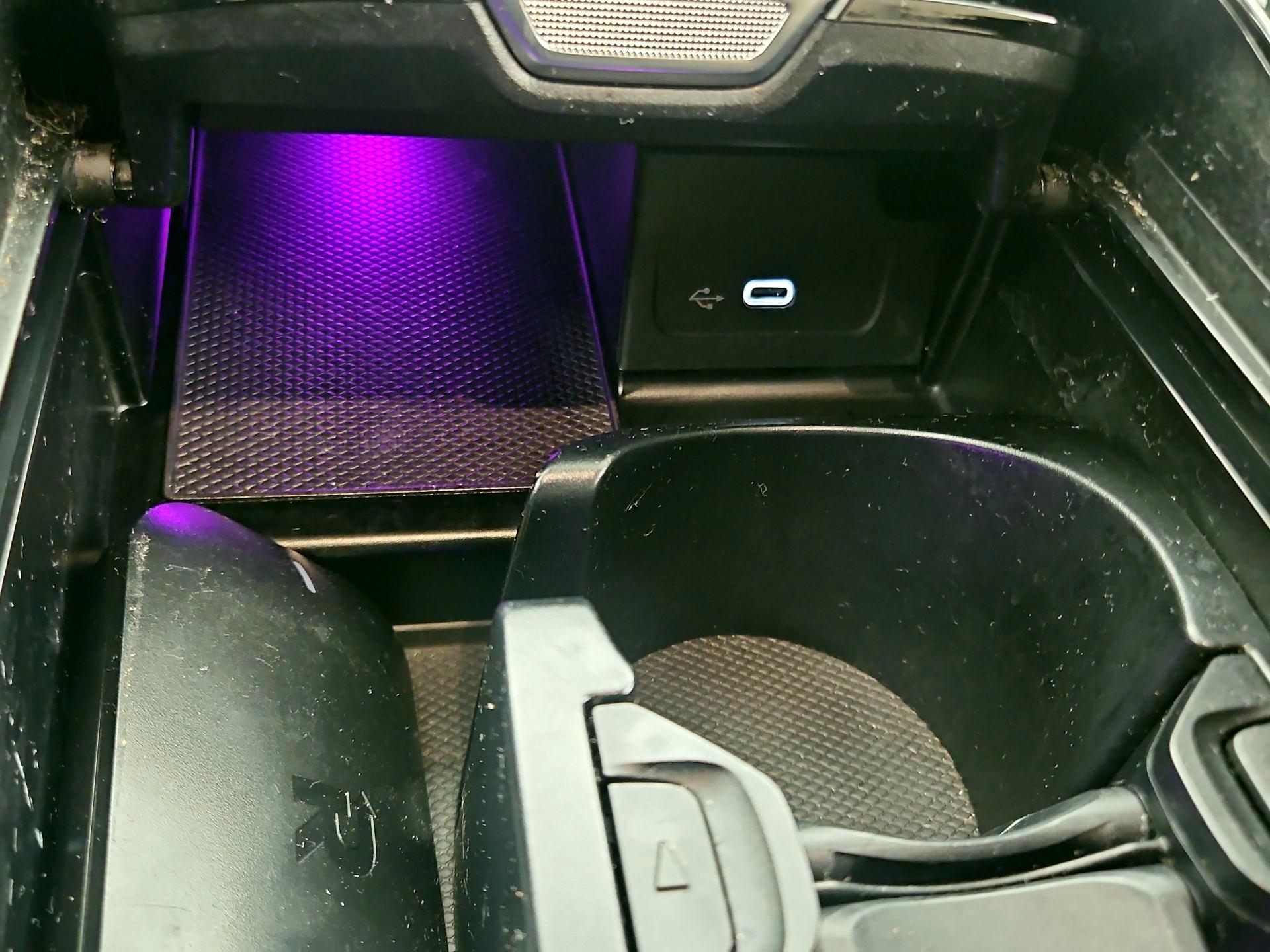 Thumbnail: 2023 Mercedes-Benz C-Class - 18