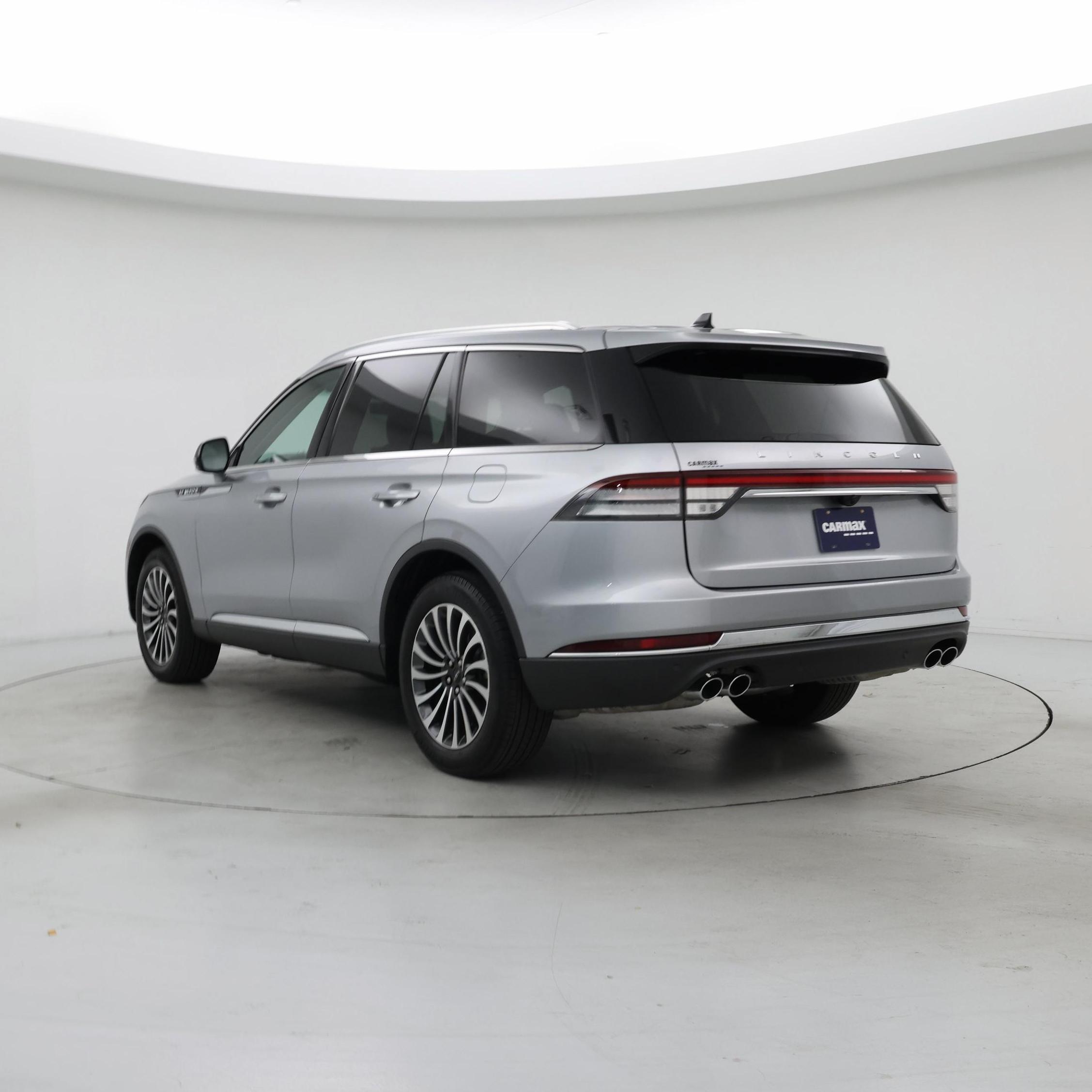 Thumbnail: 2022 Lincoln Aviator - 2