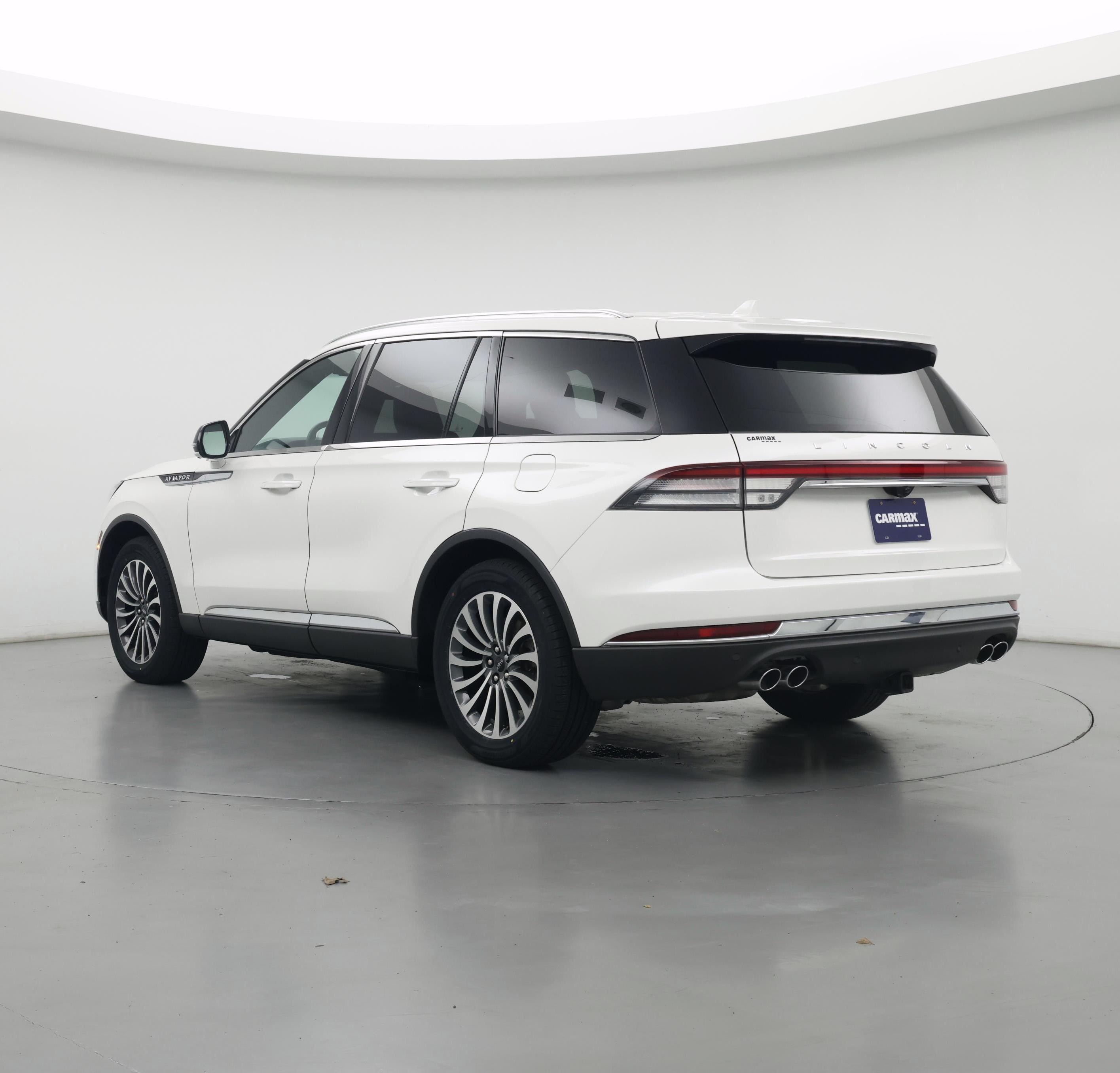 Thumbnail: 2022 Lincoln Aviator - 2