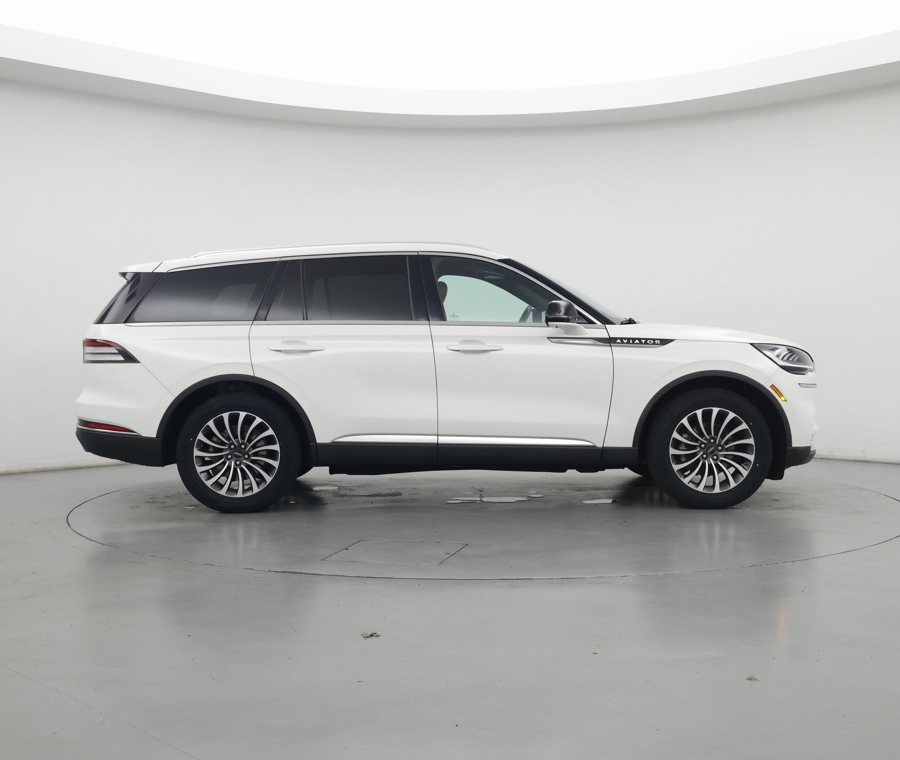 Thumbnail: 2022 Lincoln Aviator - 7