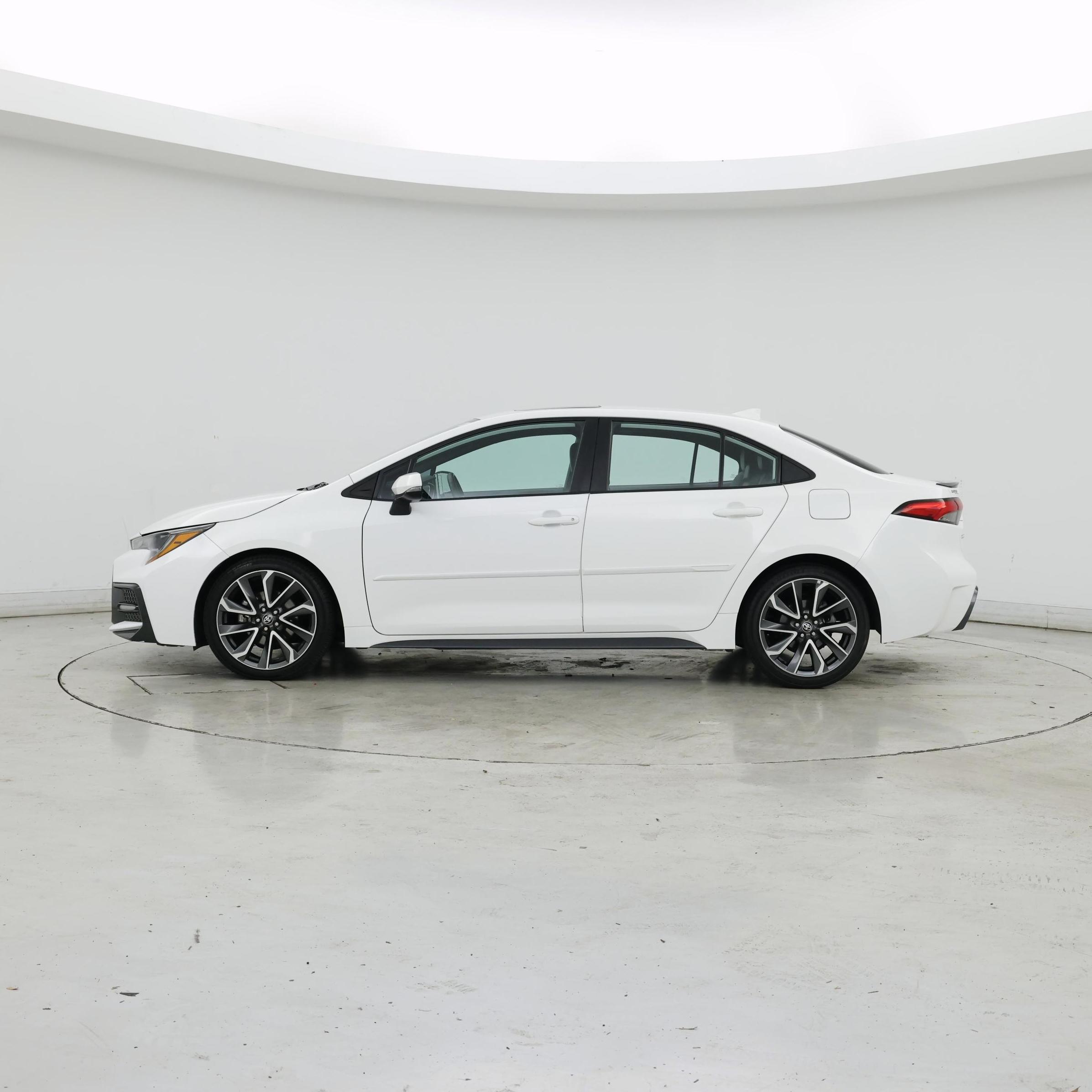 Thumbnail: 2021 Toyota Corolla - 3