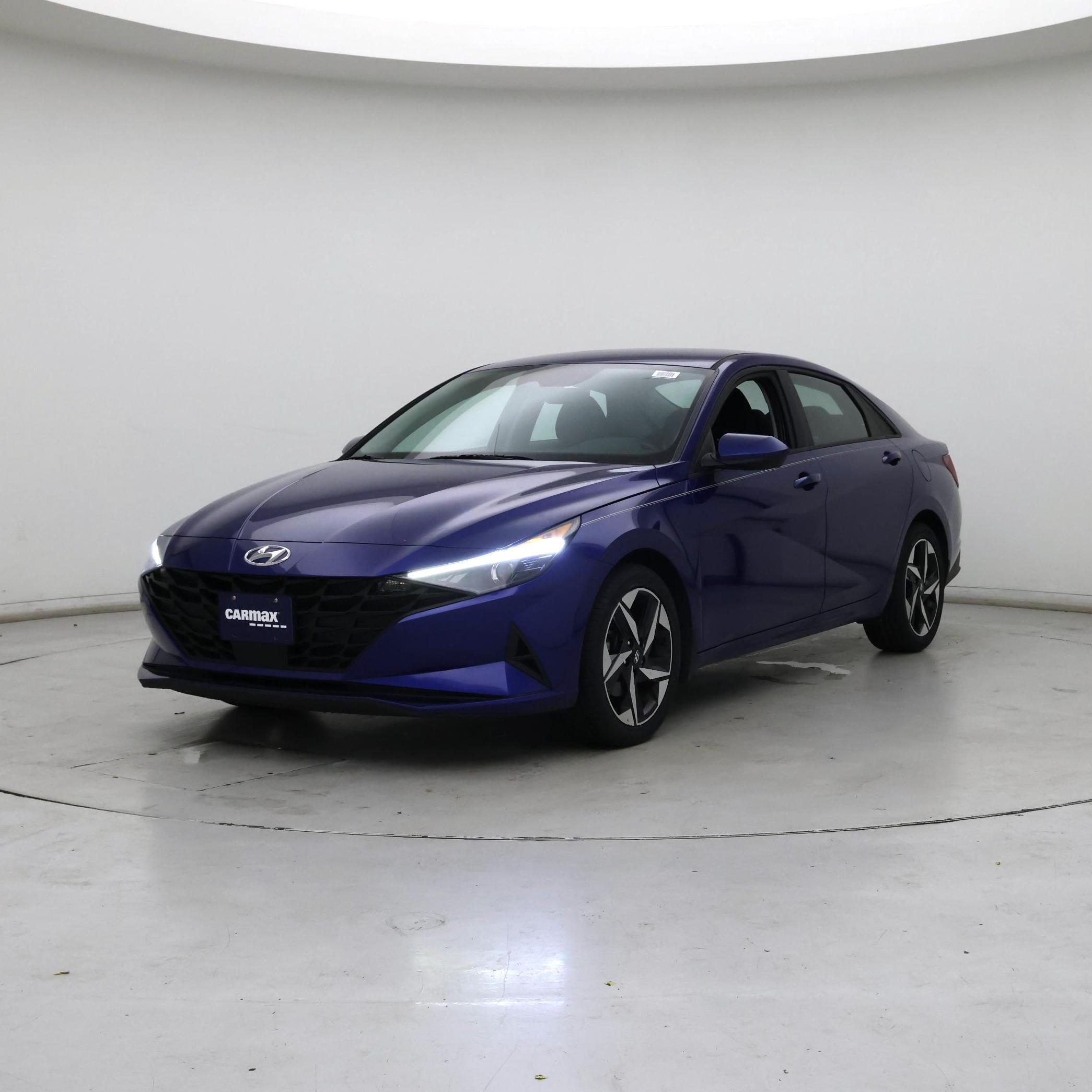 Thumbnail: 2023 Hyundai Elantra - 4