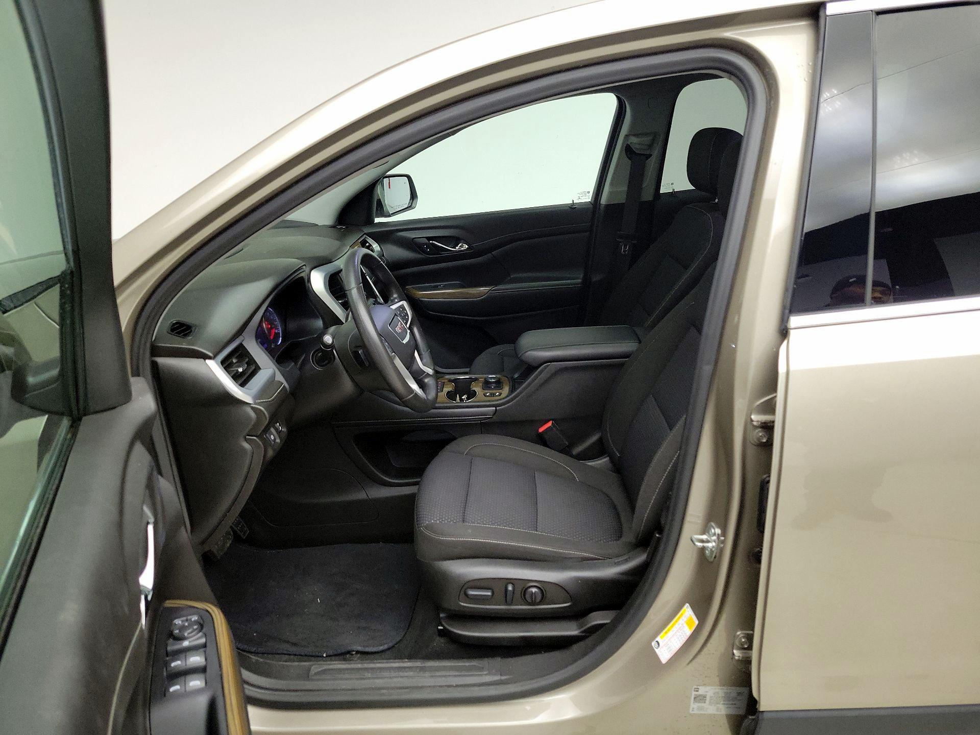 Thumbnail: 2022 GMC Acadia - 11