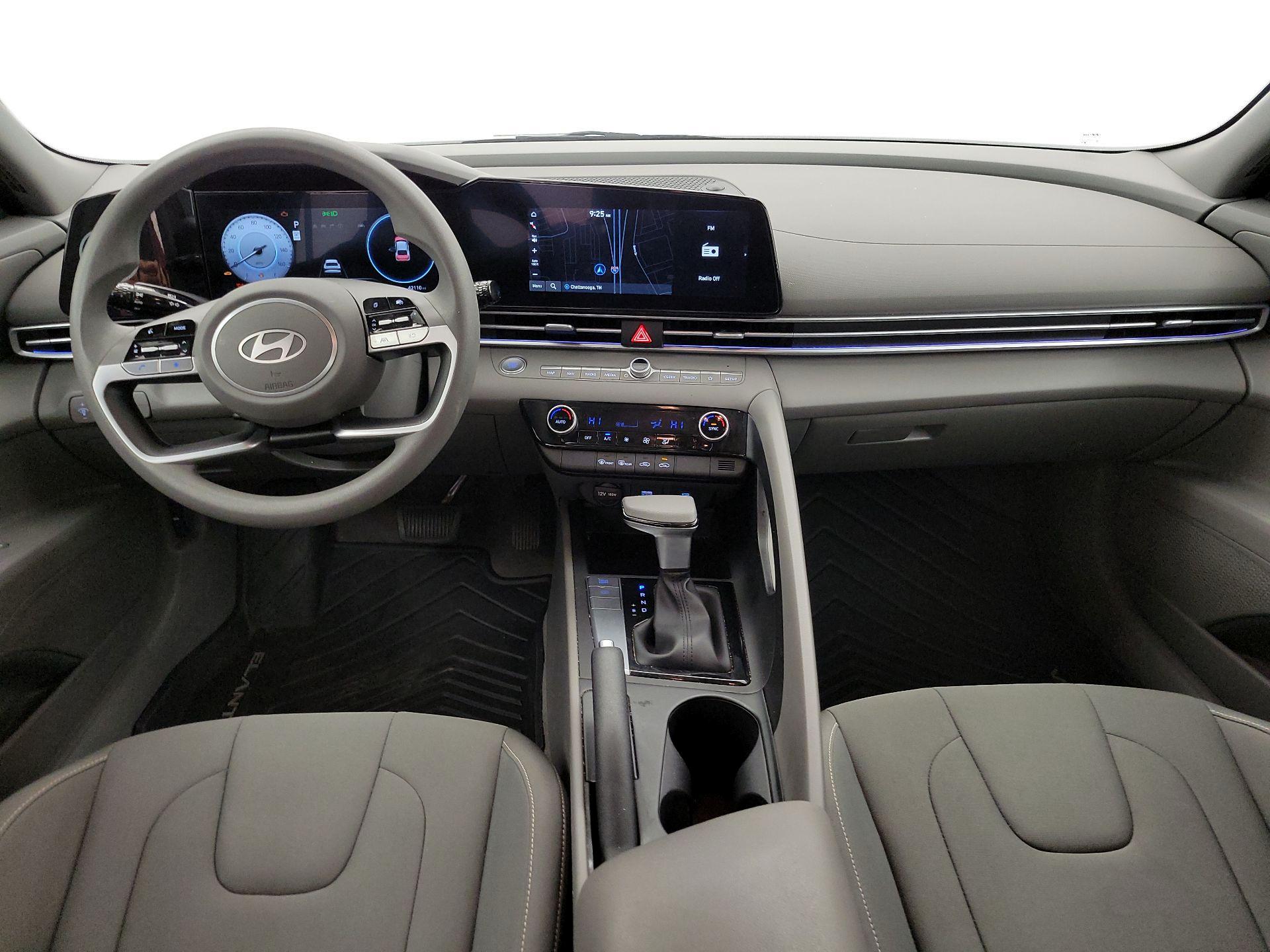 Thumbnail: 2024 Hyundai Elantra - 9