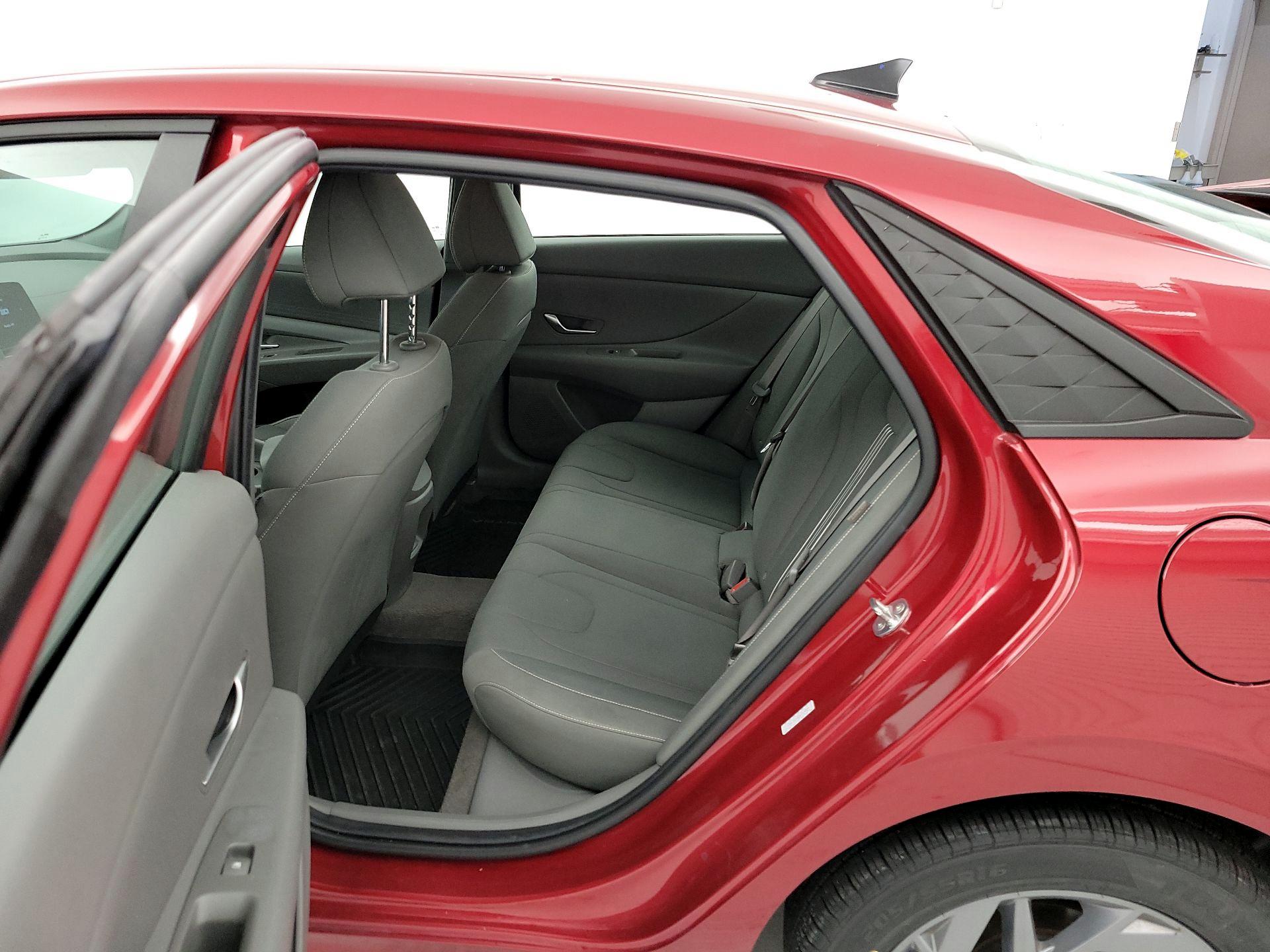 Thumbnail: 2024 Hyundai Elantra - 20