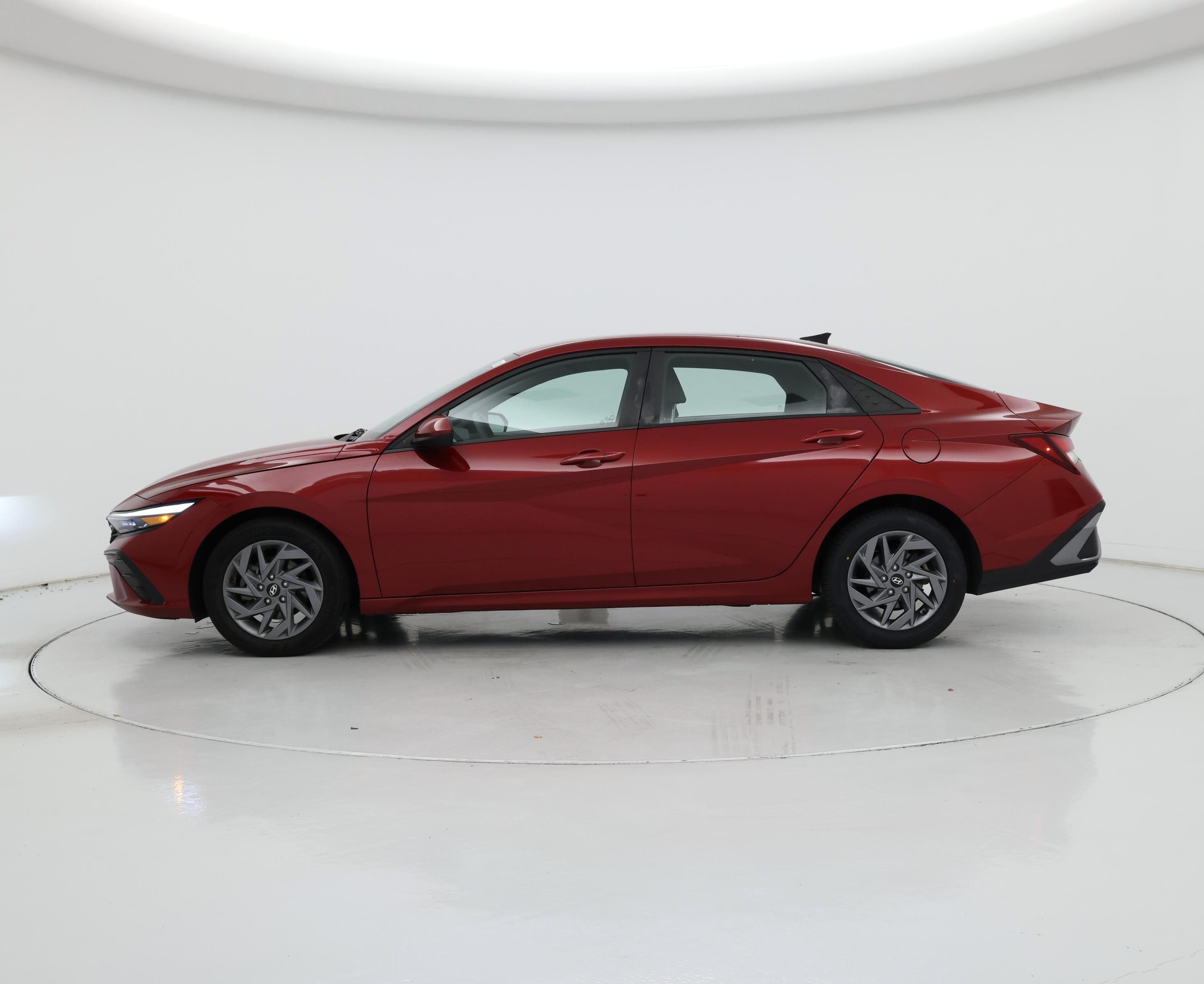 Thumbnail: 2024 Hyundai Elantra - 3