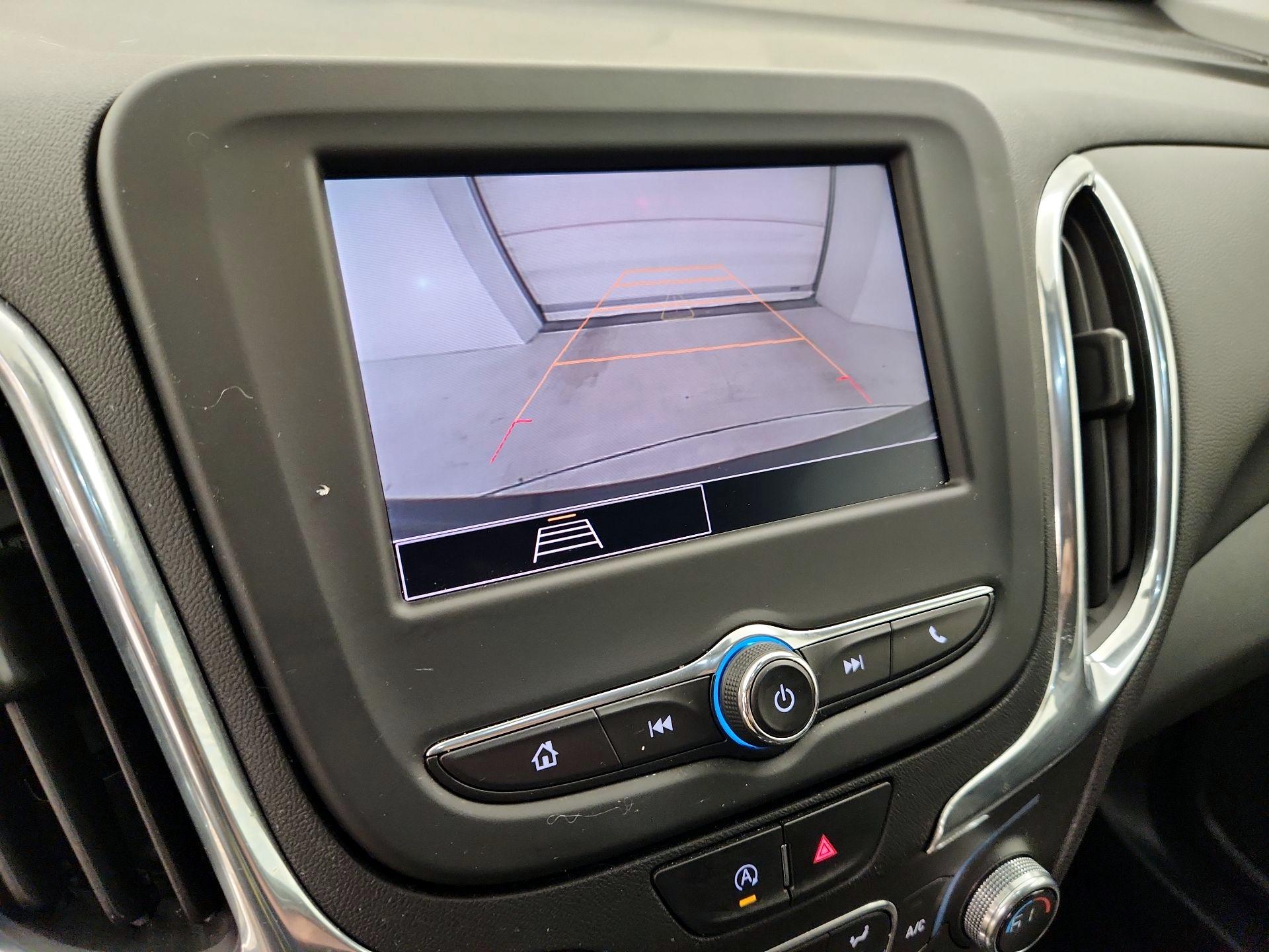 Thumbnail: 2022 Chevrolet Equinox - 14