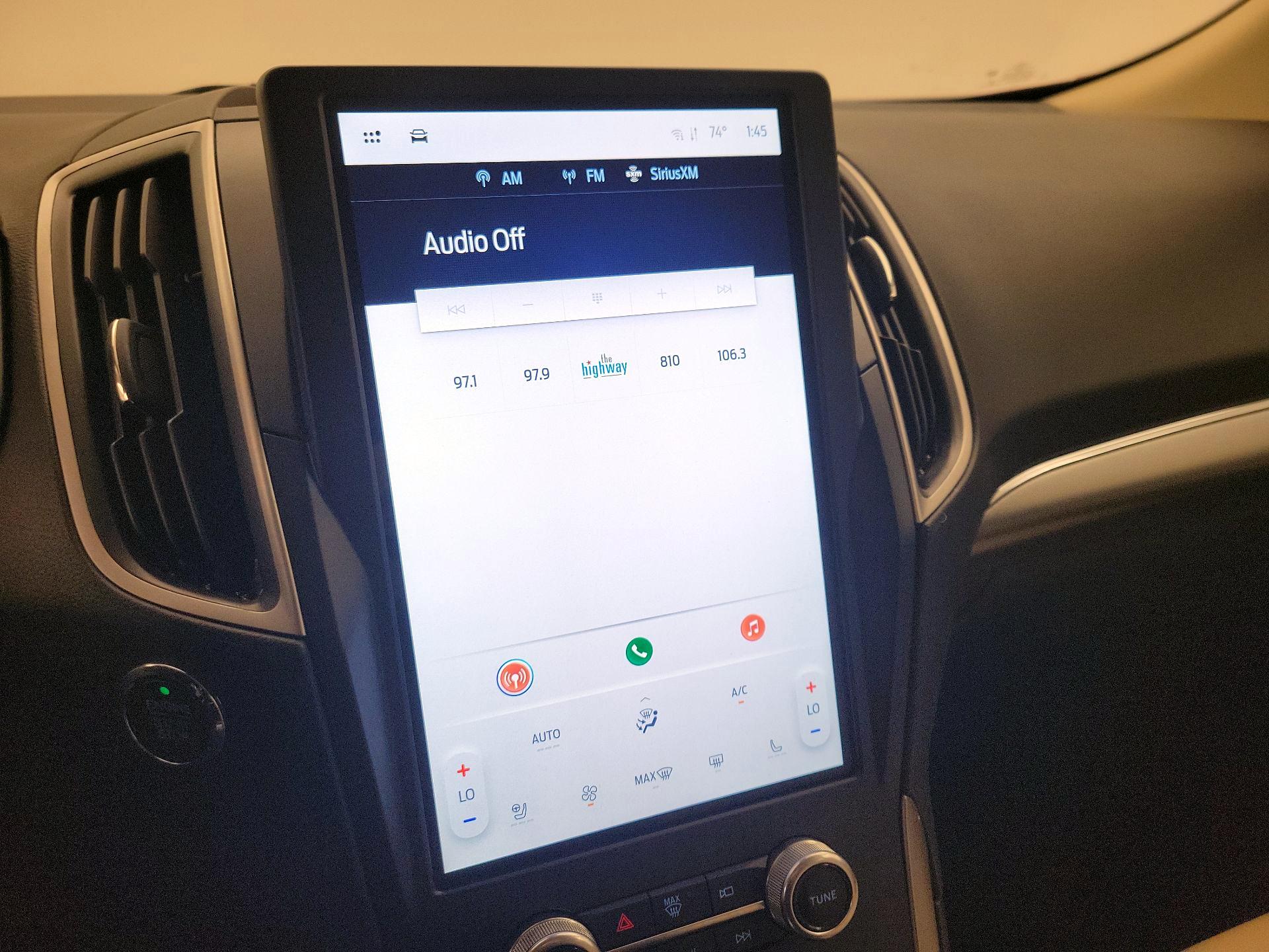 Thumbnail: 2022 Ford Edge - 15