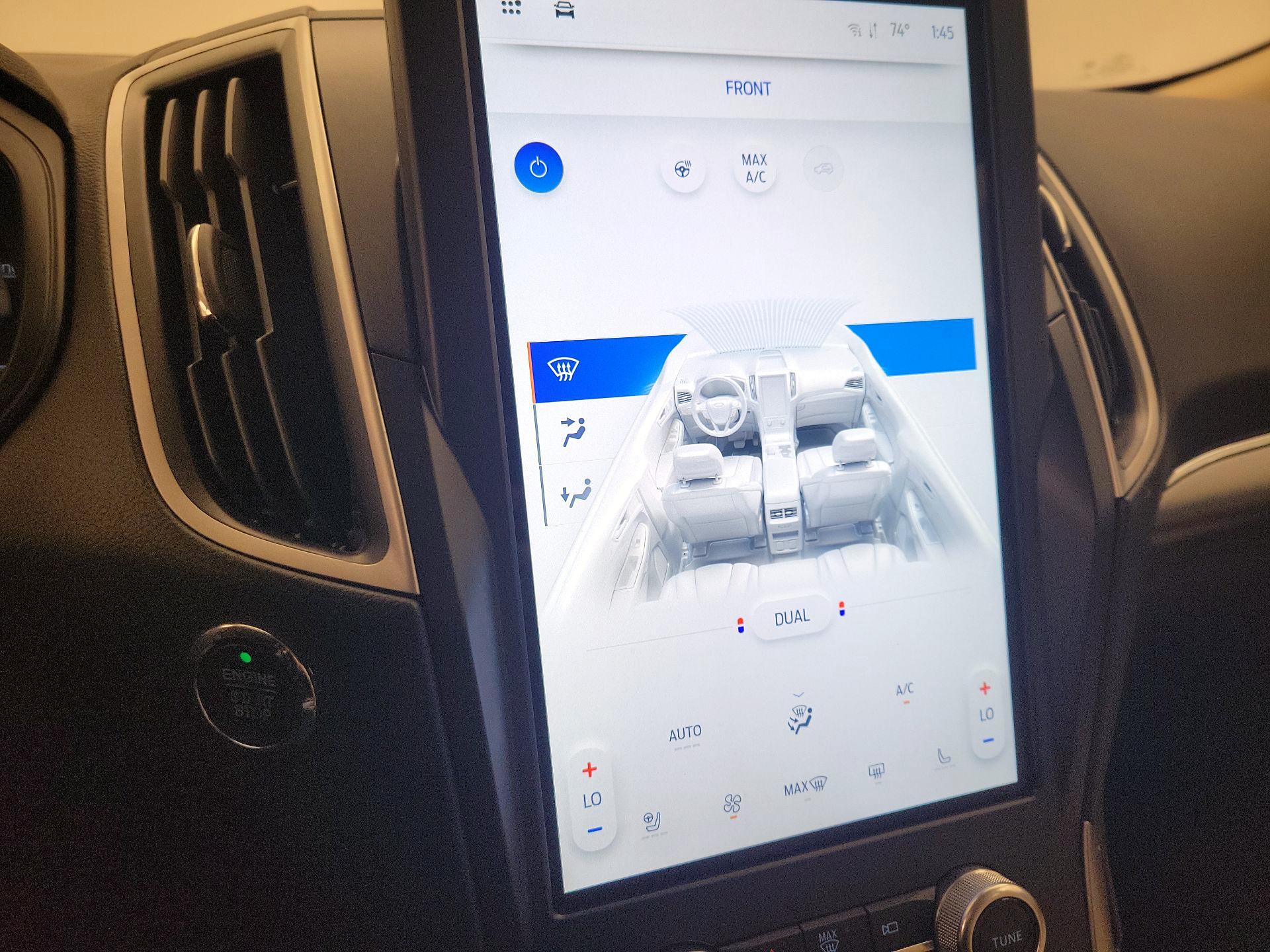 Thumbnail: 2022 Ford Edge - 16