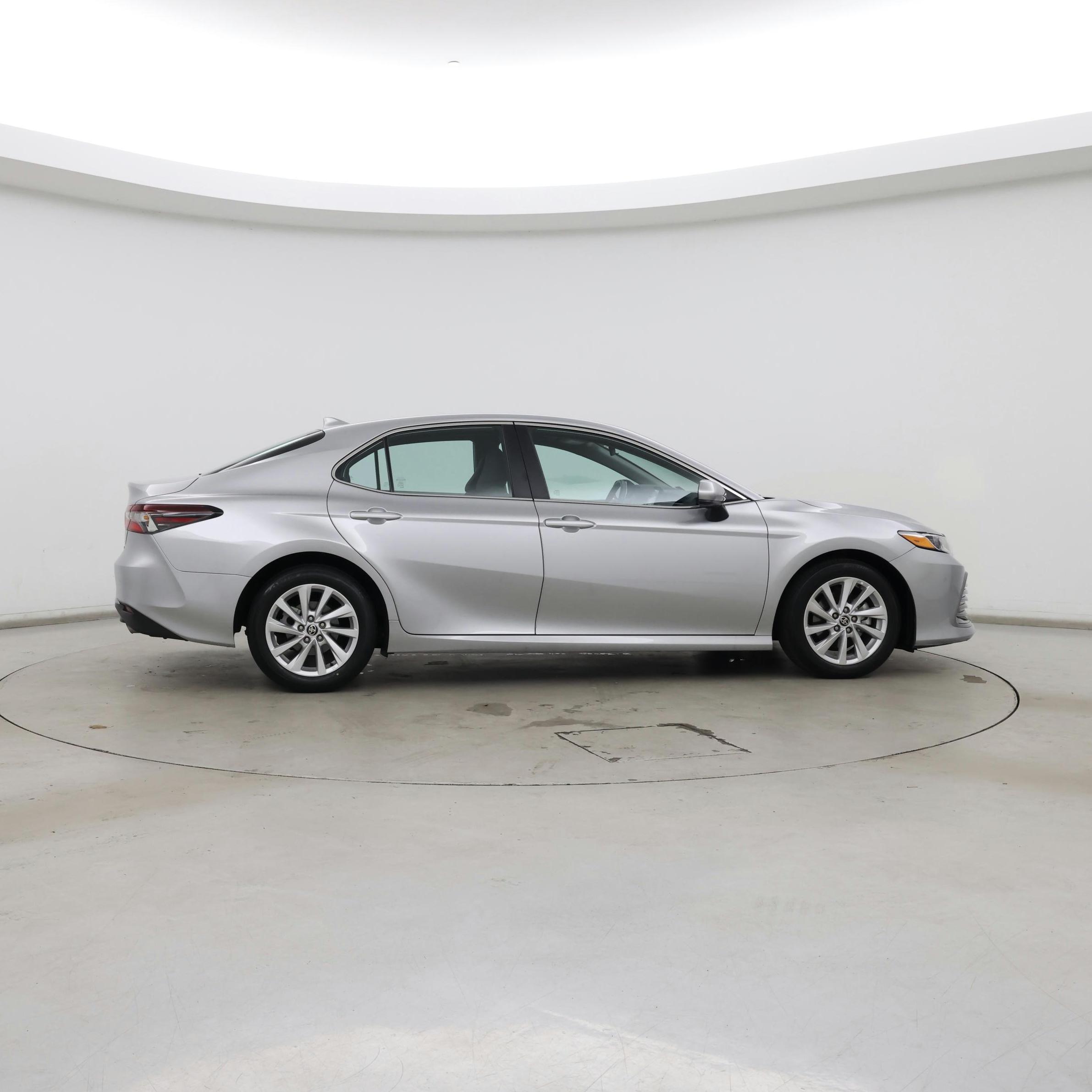Thumbnail: 2022 Toyota Camry - 7