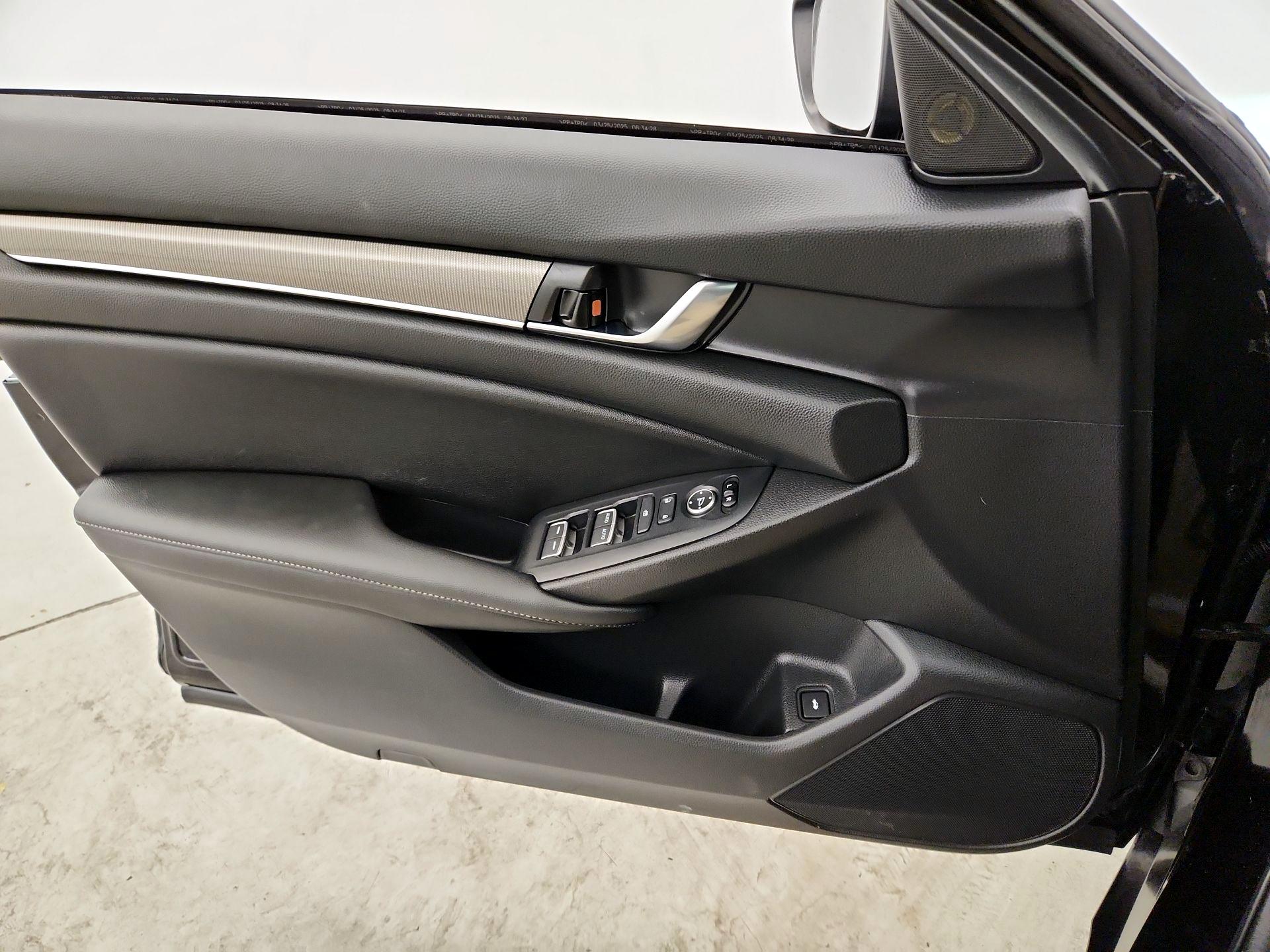 Thumbnail: 2022 Honda Accord - 12