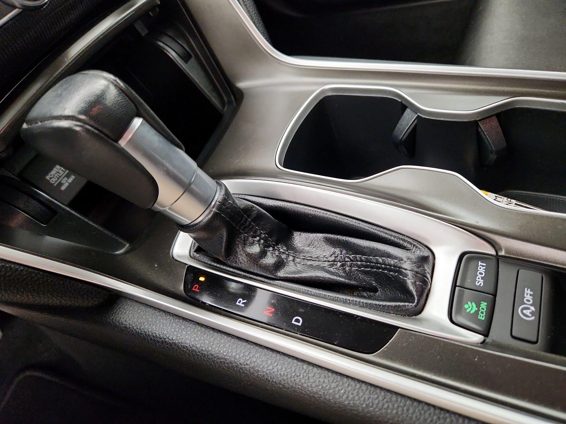 Thumbnail: 2022 Honda Accord - 17