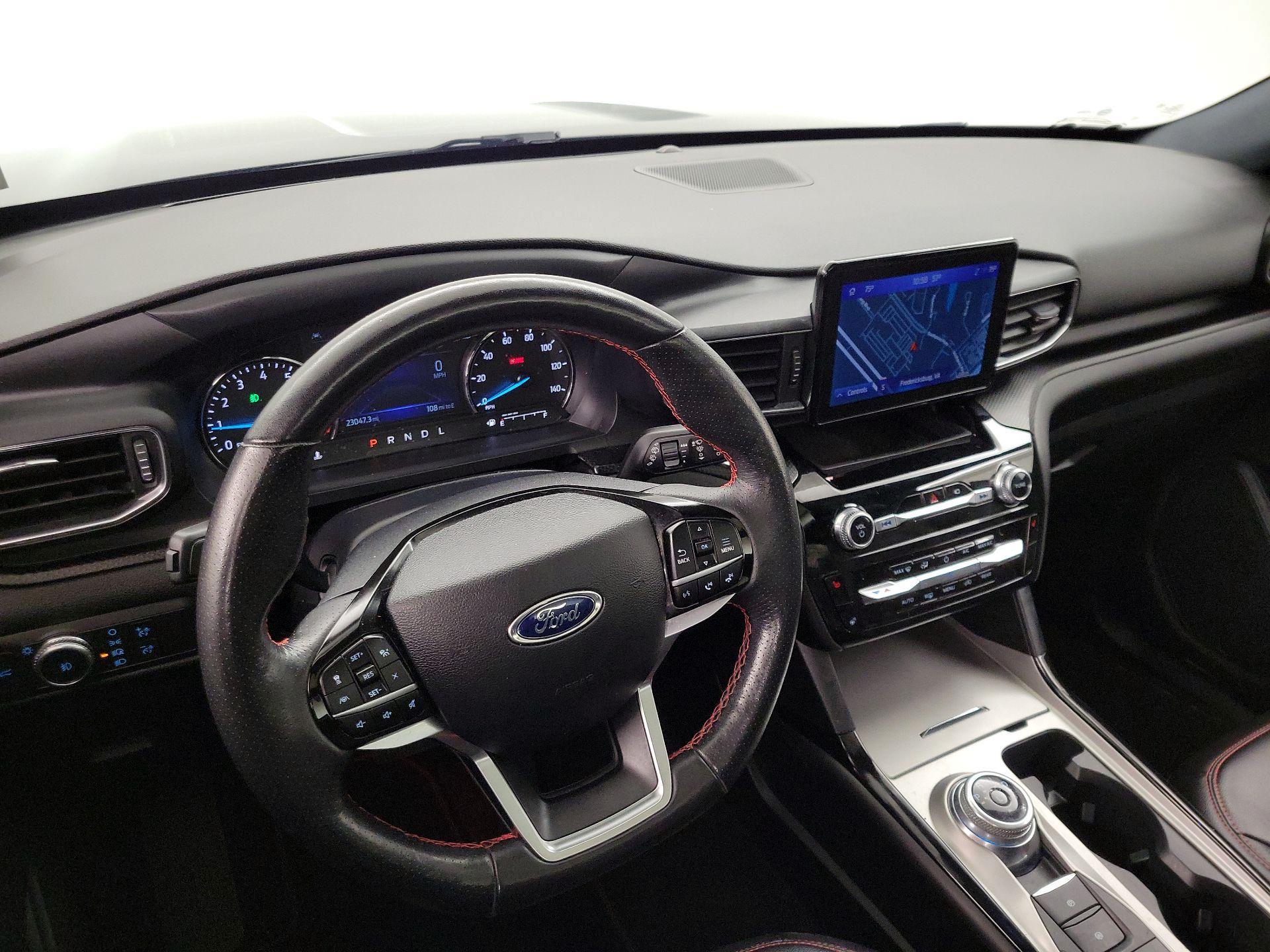 Thumbnail: 2022 Ford Explorer - 9