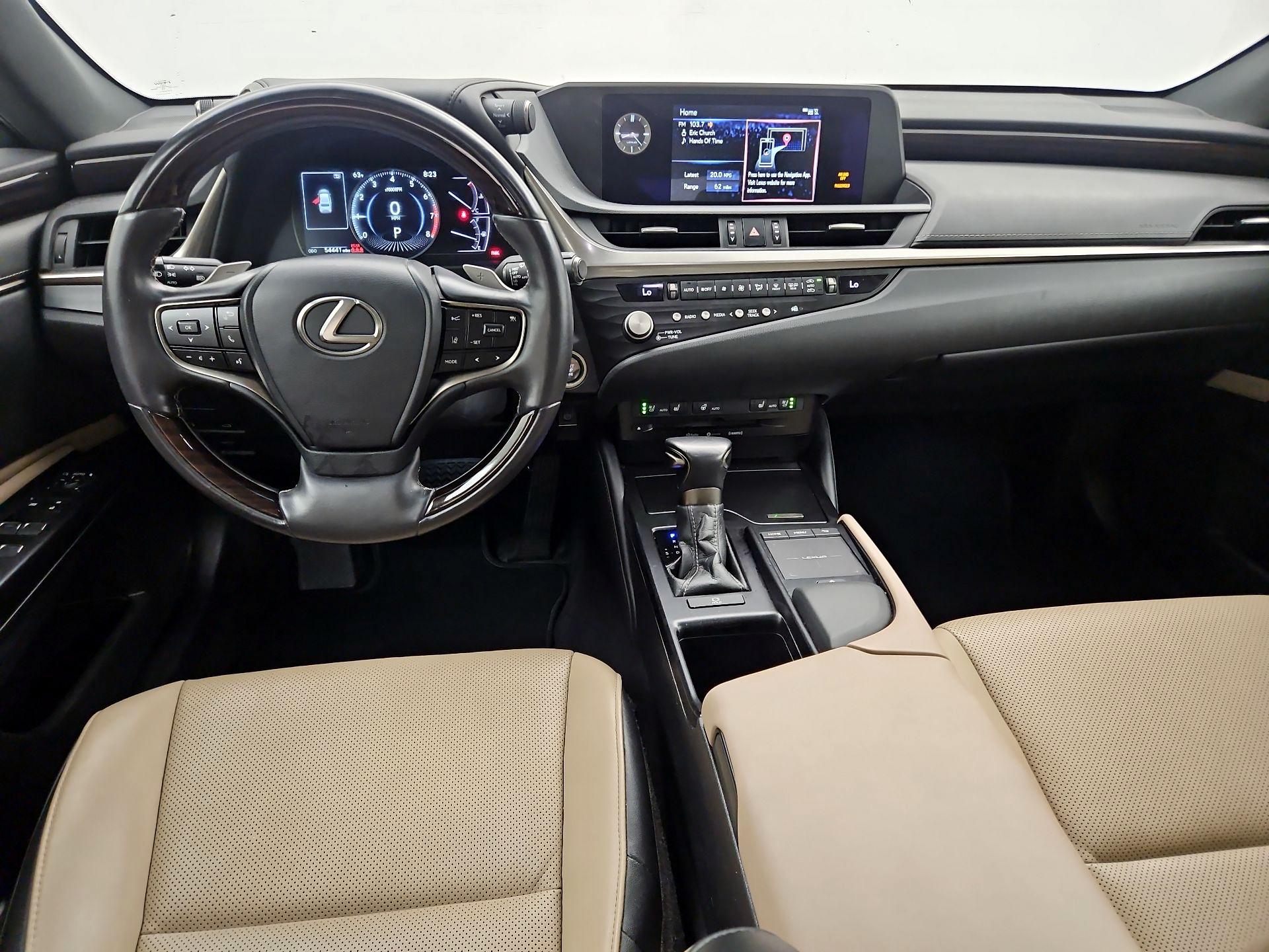 Thumbnail: 2021 Lexus ES - 9