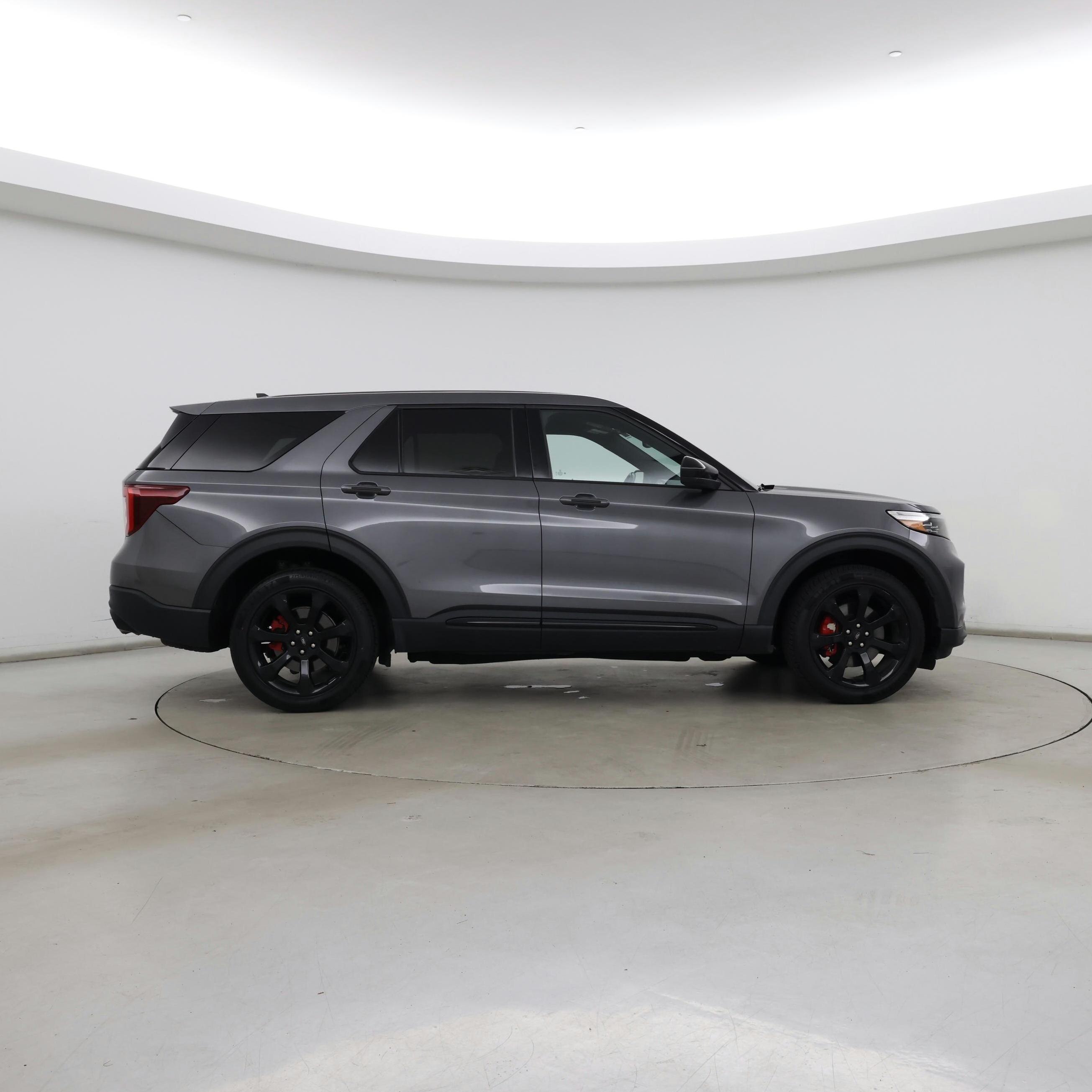 Thumbnail: 2022 Ford Explorer - 7