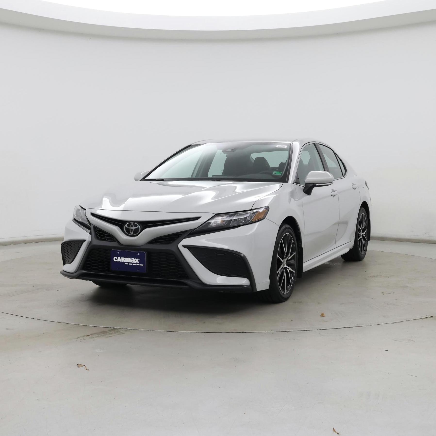 Thumbnail: 2023 Toyota Camry - 4