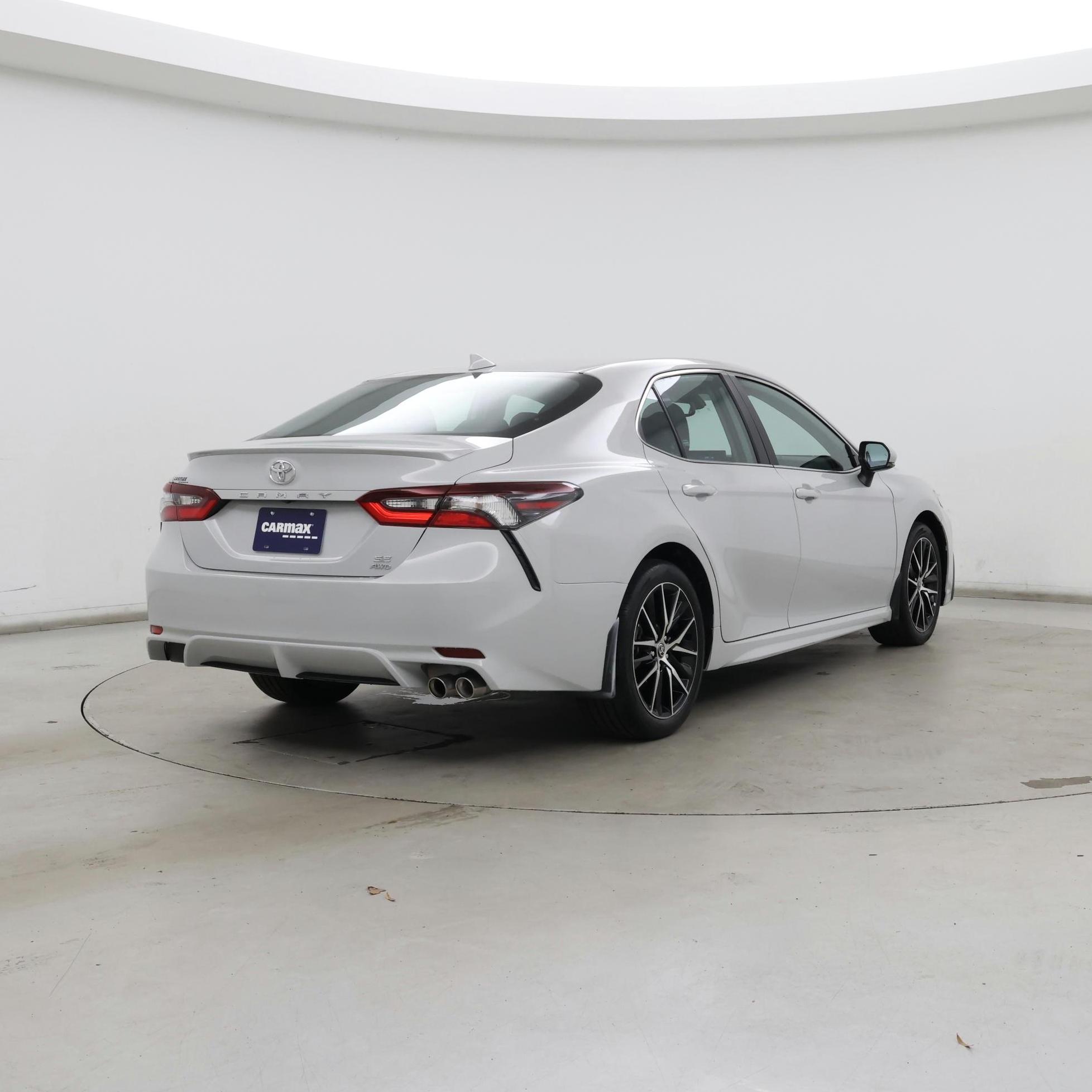 Thumbnail: 2023 Toyota Camry - 8