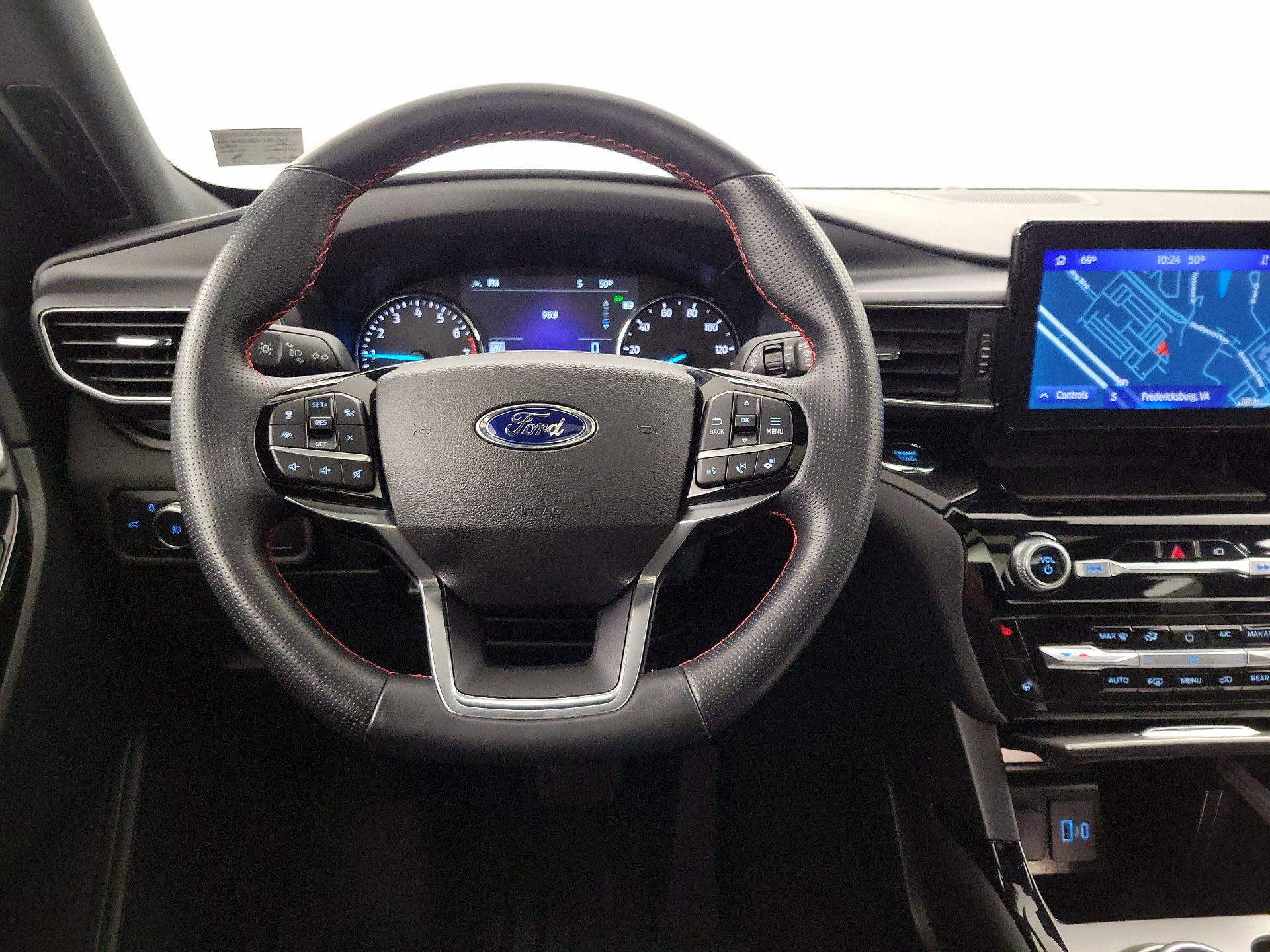 Thumbnail: 2022 Ford Explorer - 10