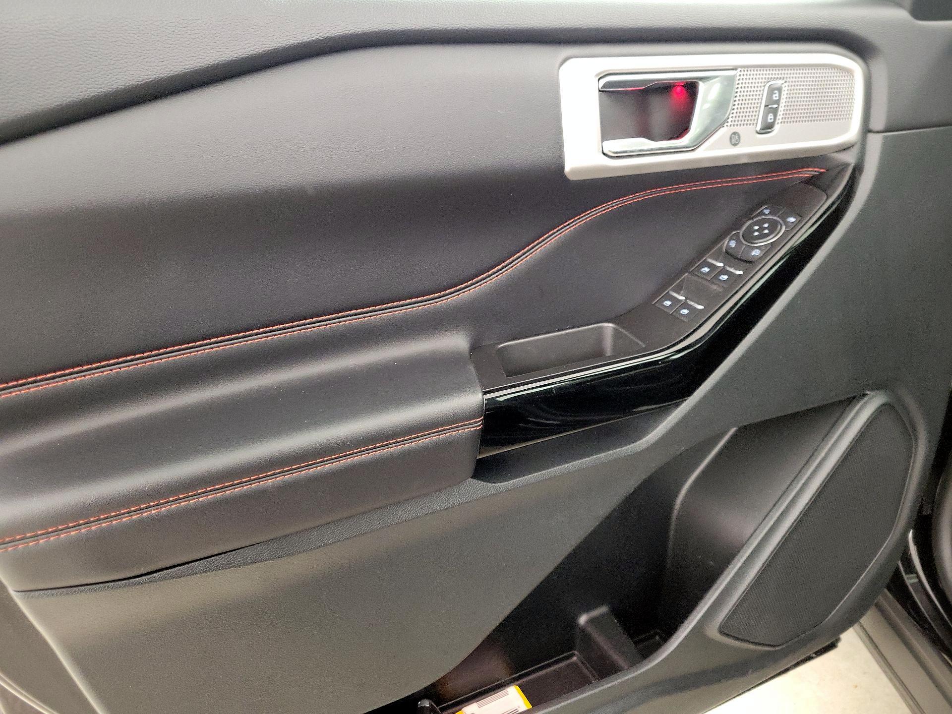 Thumbnail: 2022 Ford Explorer - 12