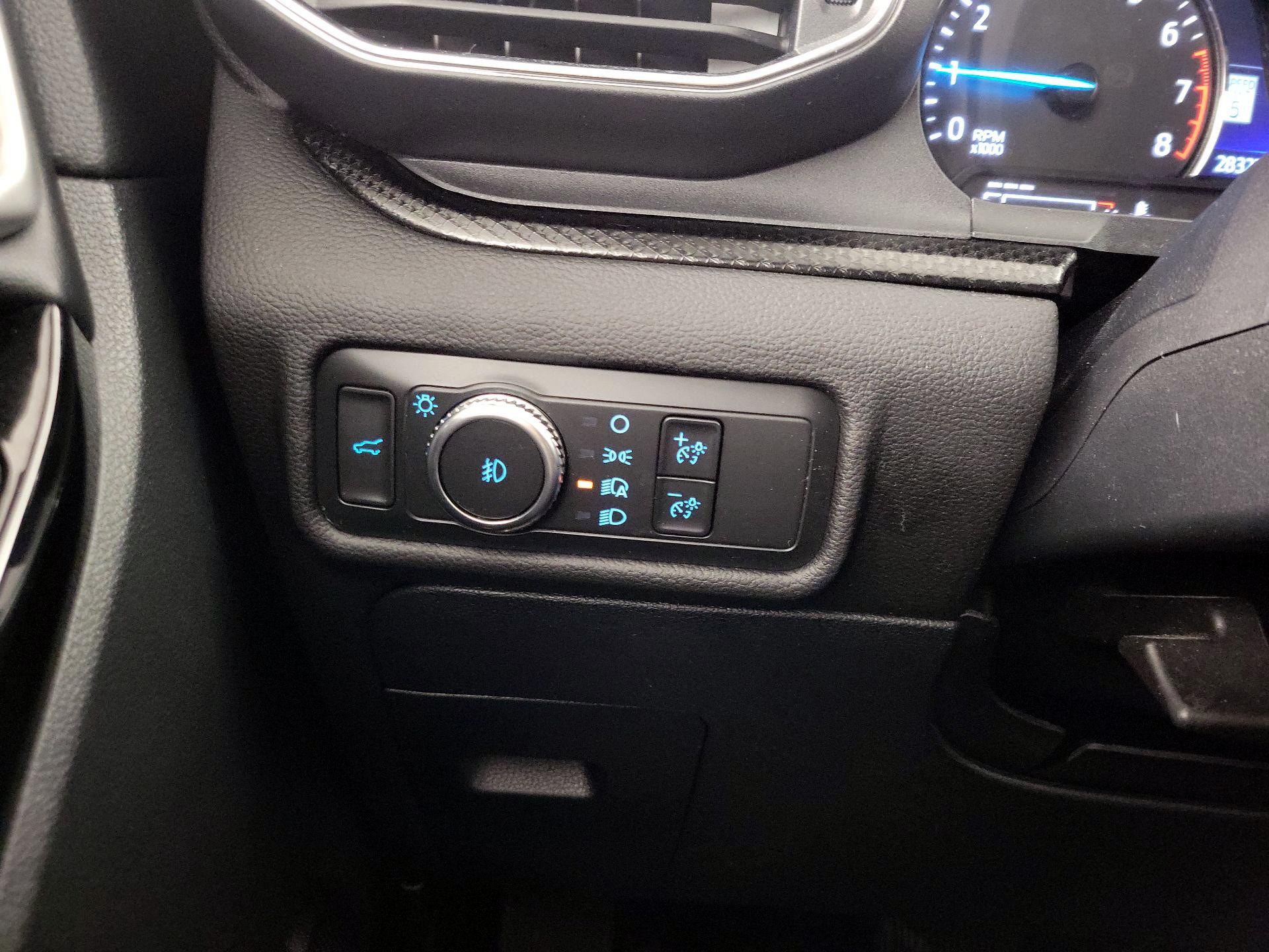 Thumbnail: 2022 Ford Explorer - 13