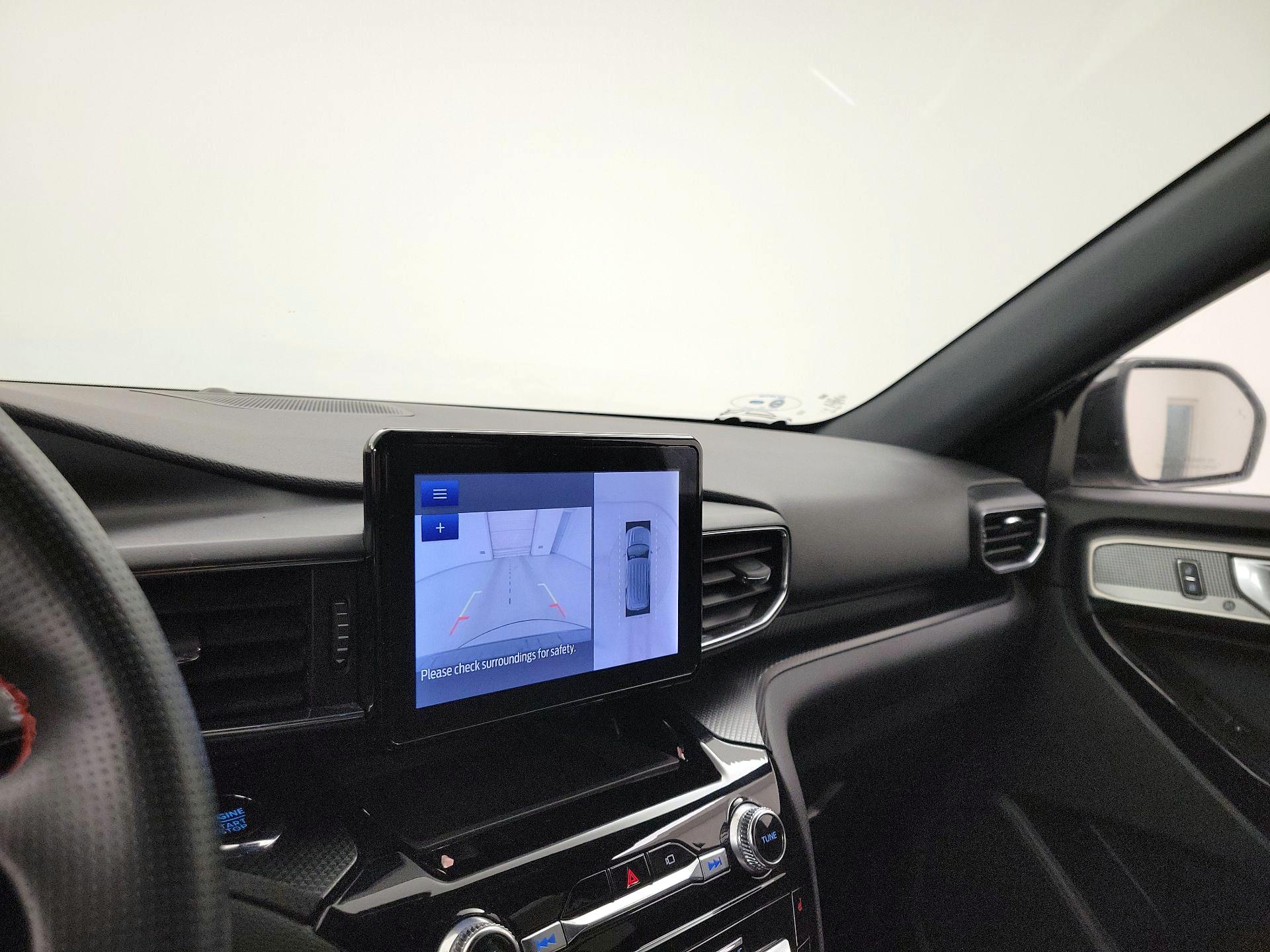 Thumbnail: 2022 Ford Explorer - 15