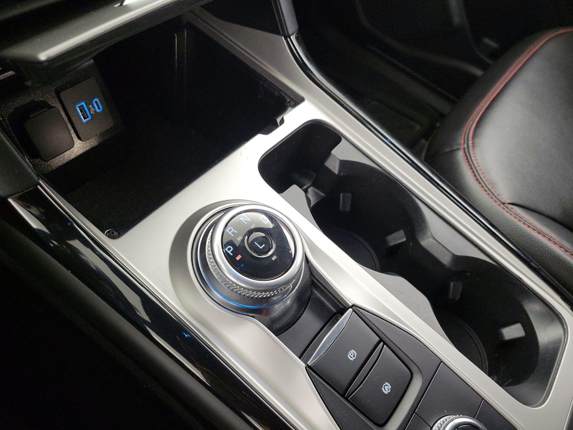 Thumbnail: 2022 Ford Explorer - 18