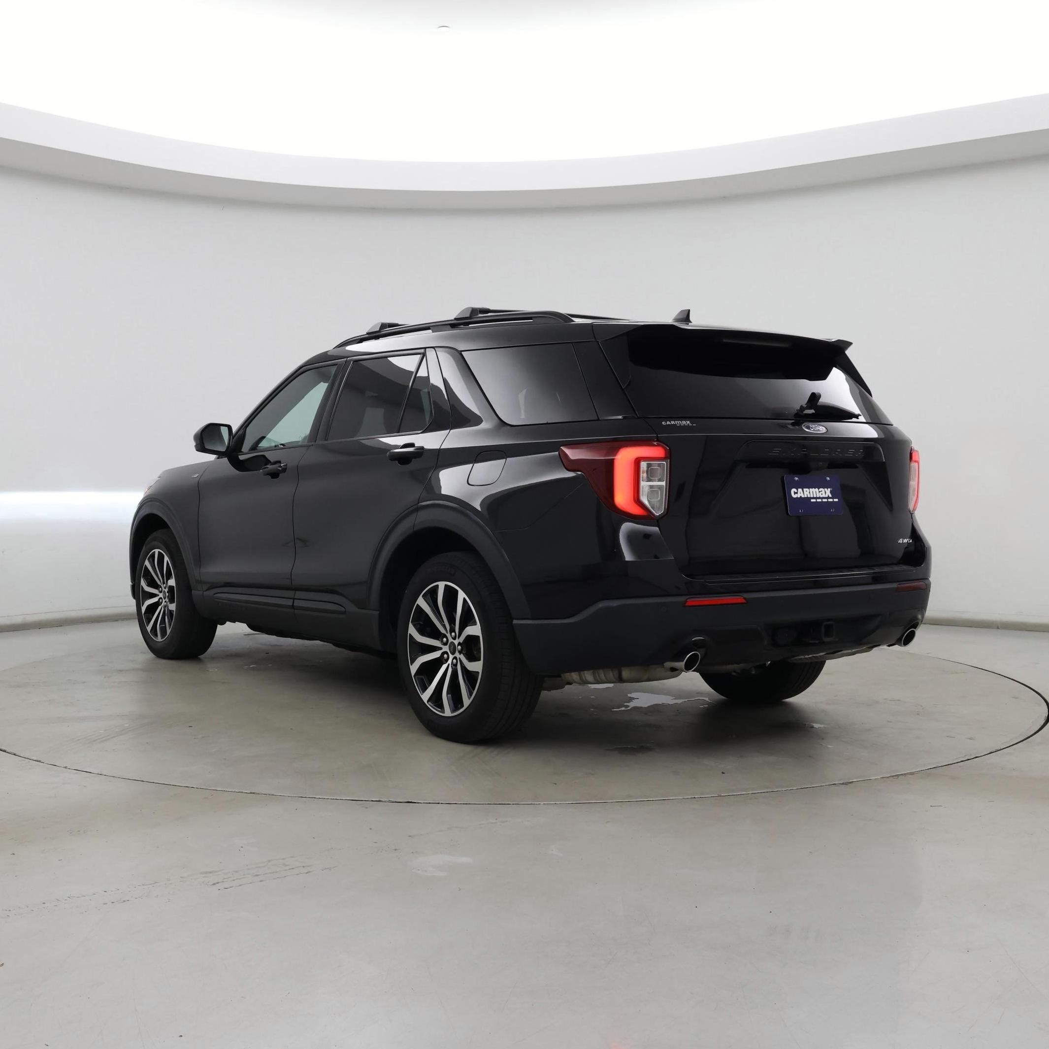 Thumbnail: 2022 Ford Explorer - 2