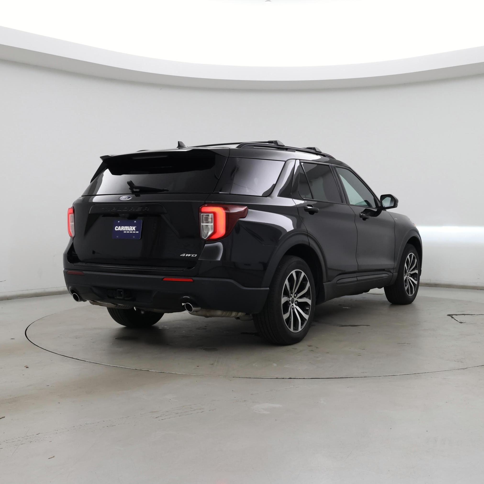 Thumbnail: 2022 Ford Explorer - 8