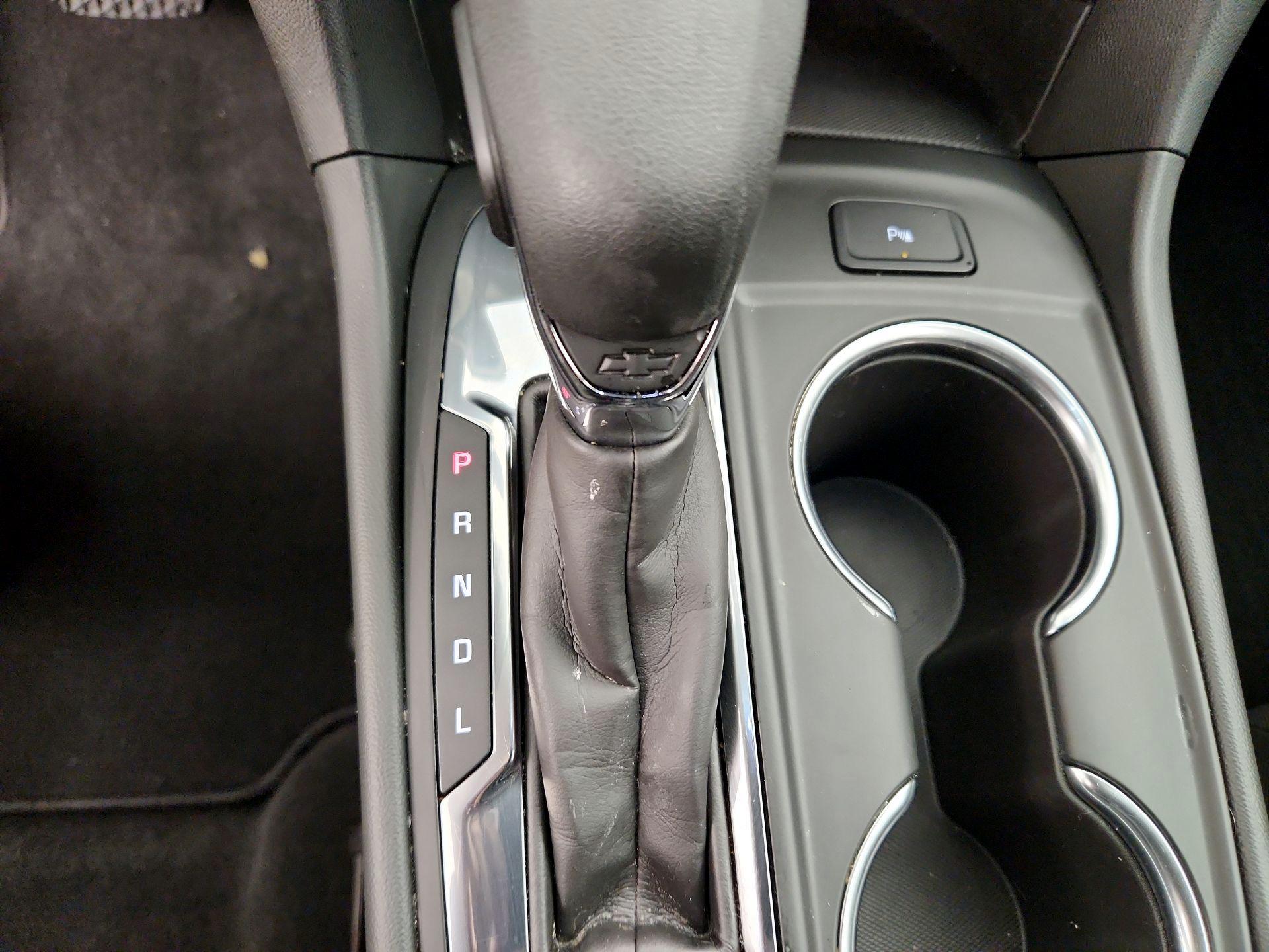 Thumbnail: 2022 Chevrolet Equinox - 18