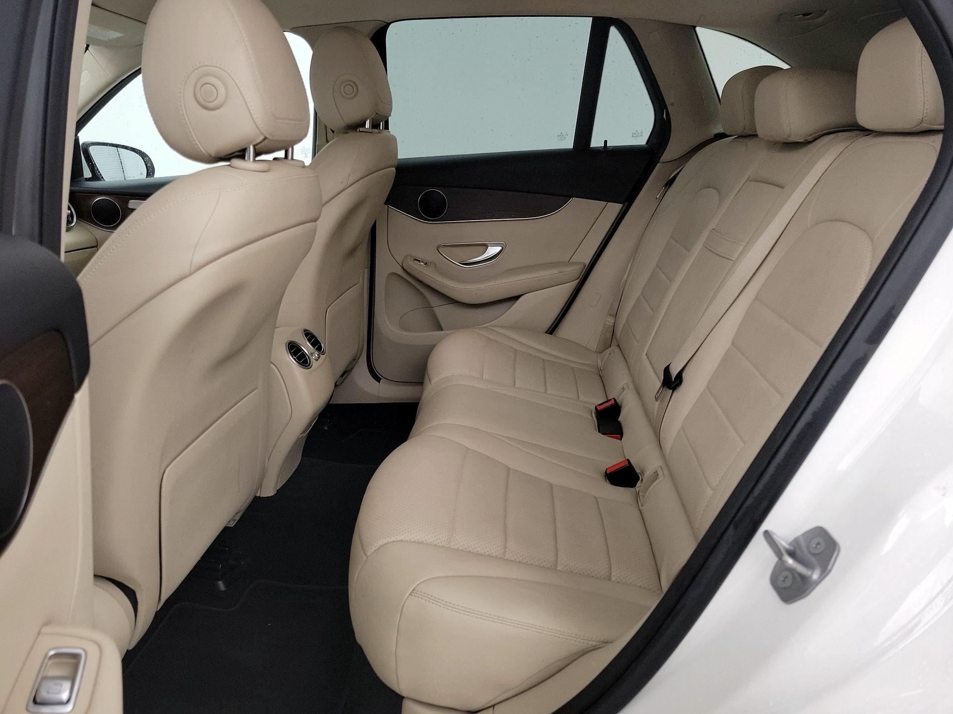 Thumbnail: 2021 Mercedes-Benz GLC - 19