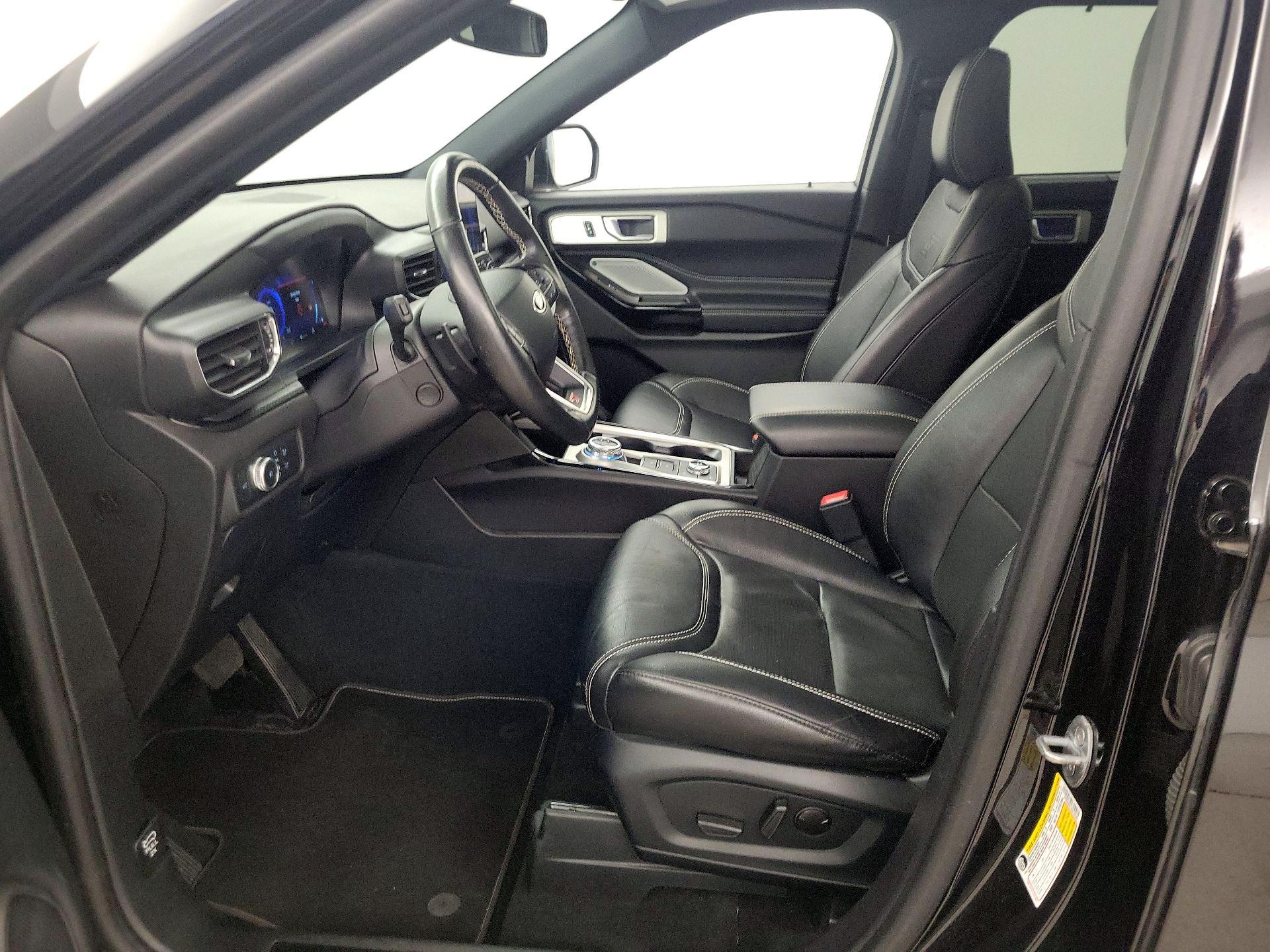 Thumbnail: 2022 Ford Explorer - 11