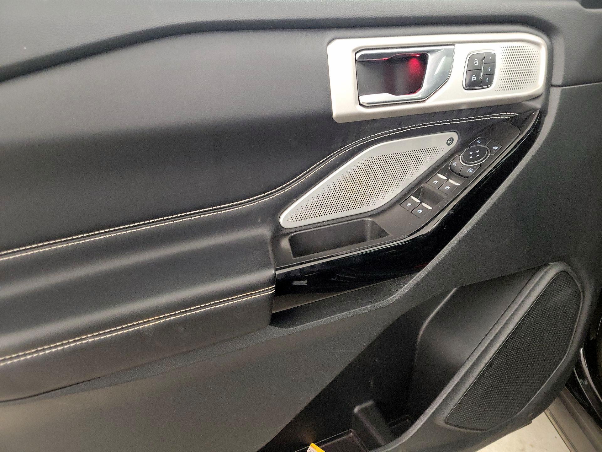 Thumbnail: 2022 Ford Explorer - 12