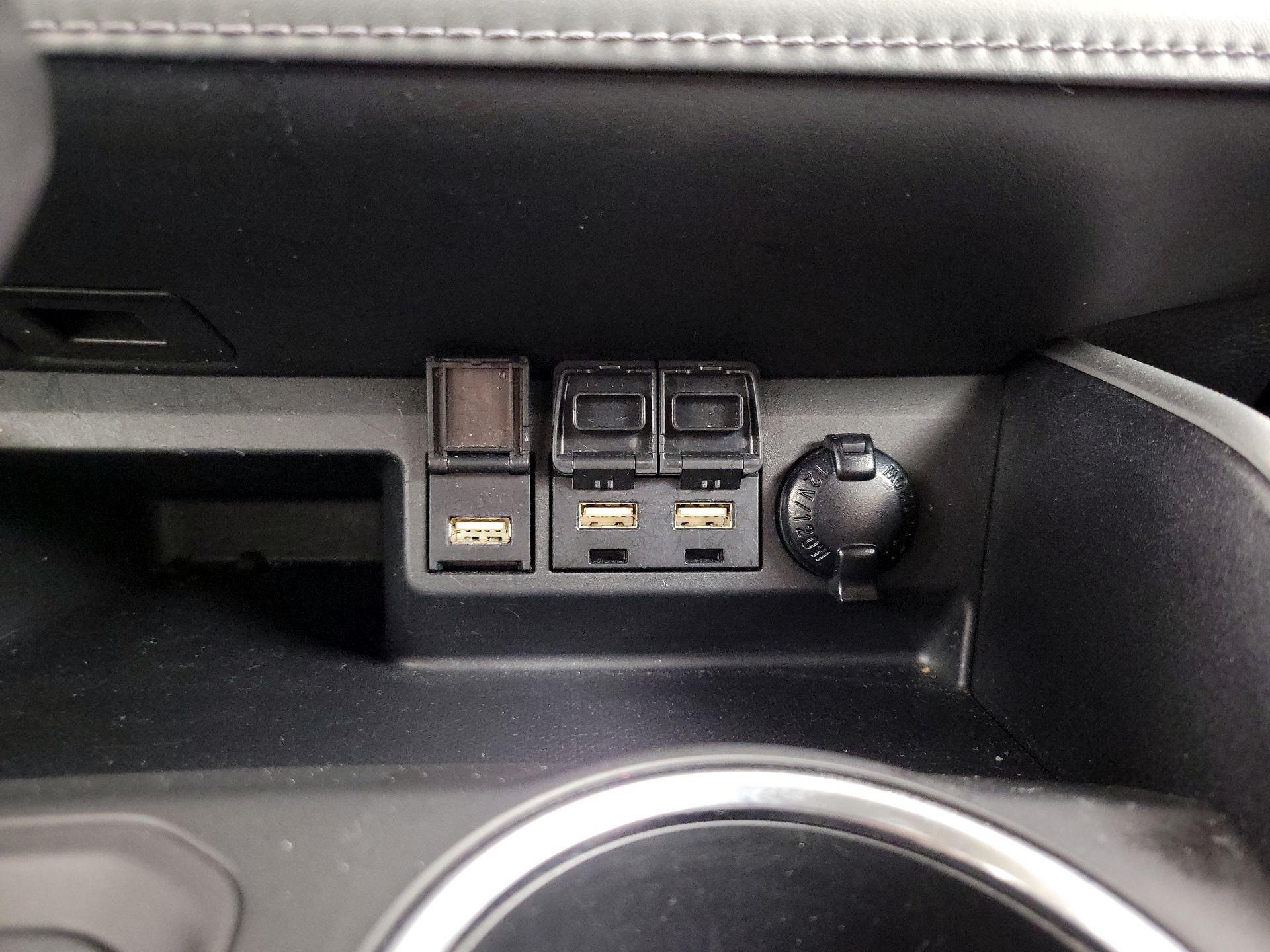 Thumbnail: 2021 Toyota Highlander - 18