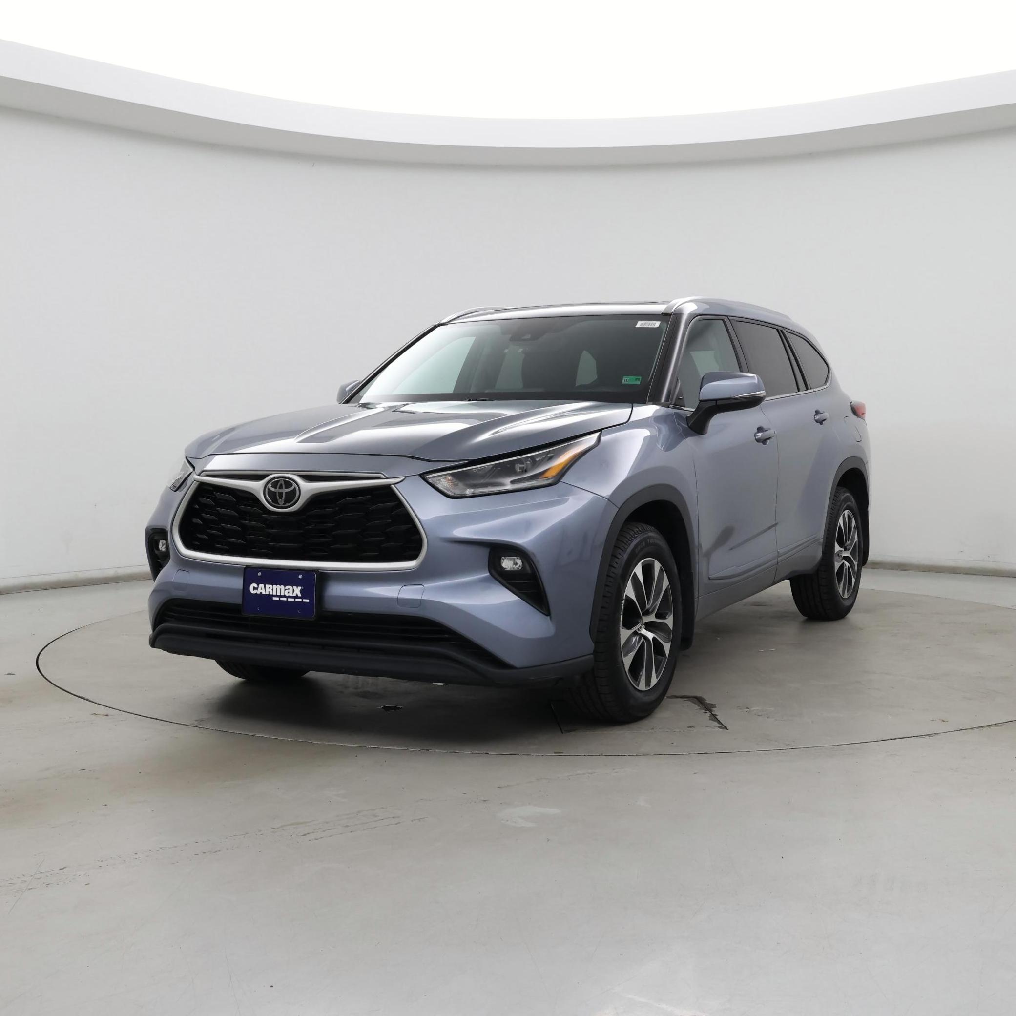 Thumbnail: 2021 Toyota Highlander - 4
