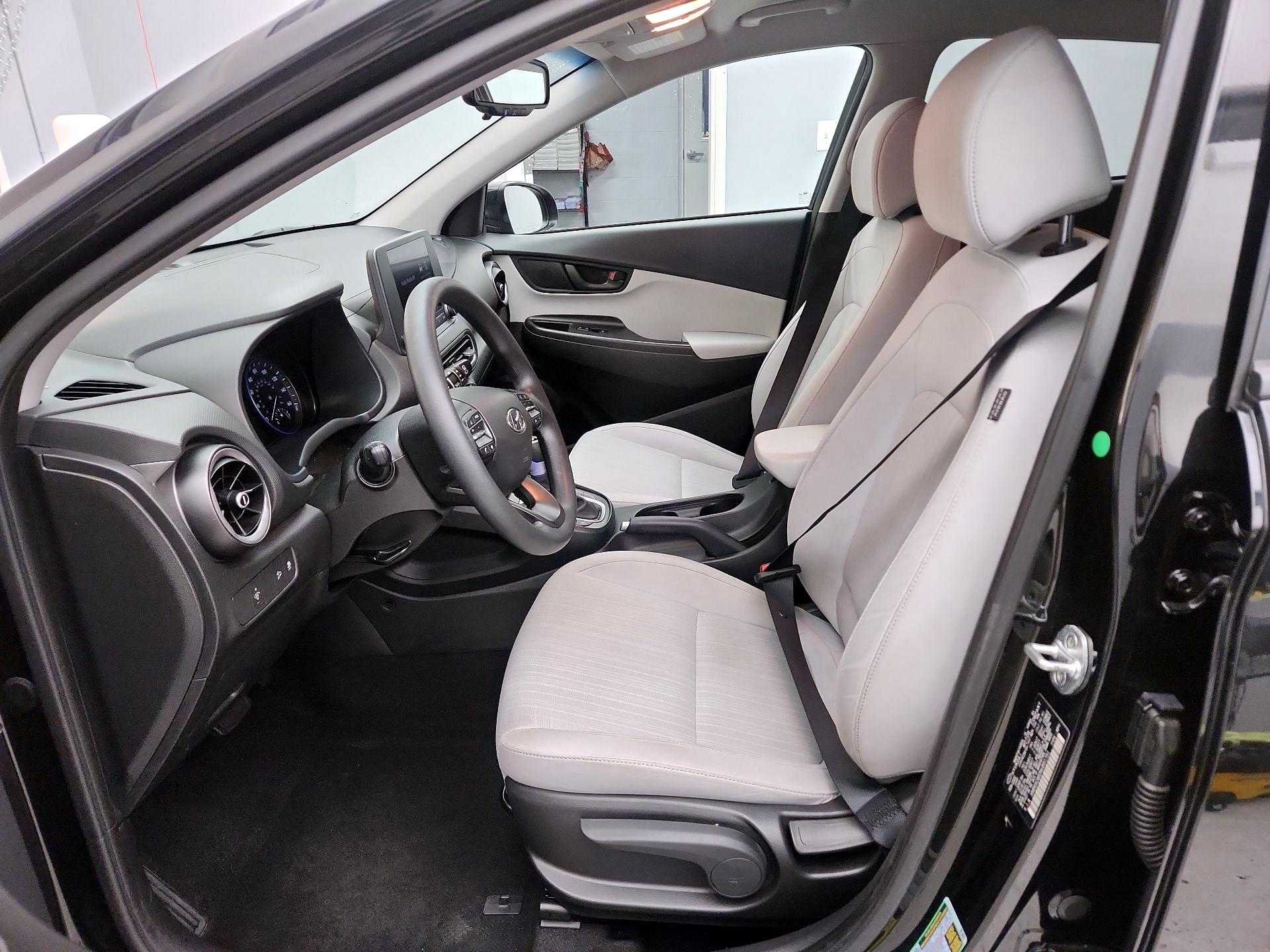 Thumbnail: 2022 Hyundai Kona - 11