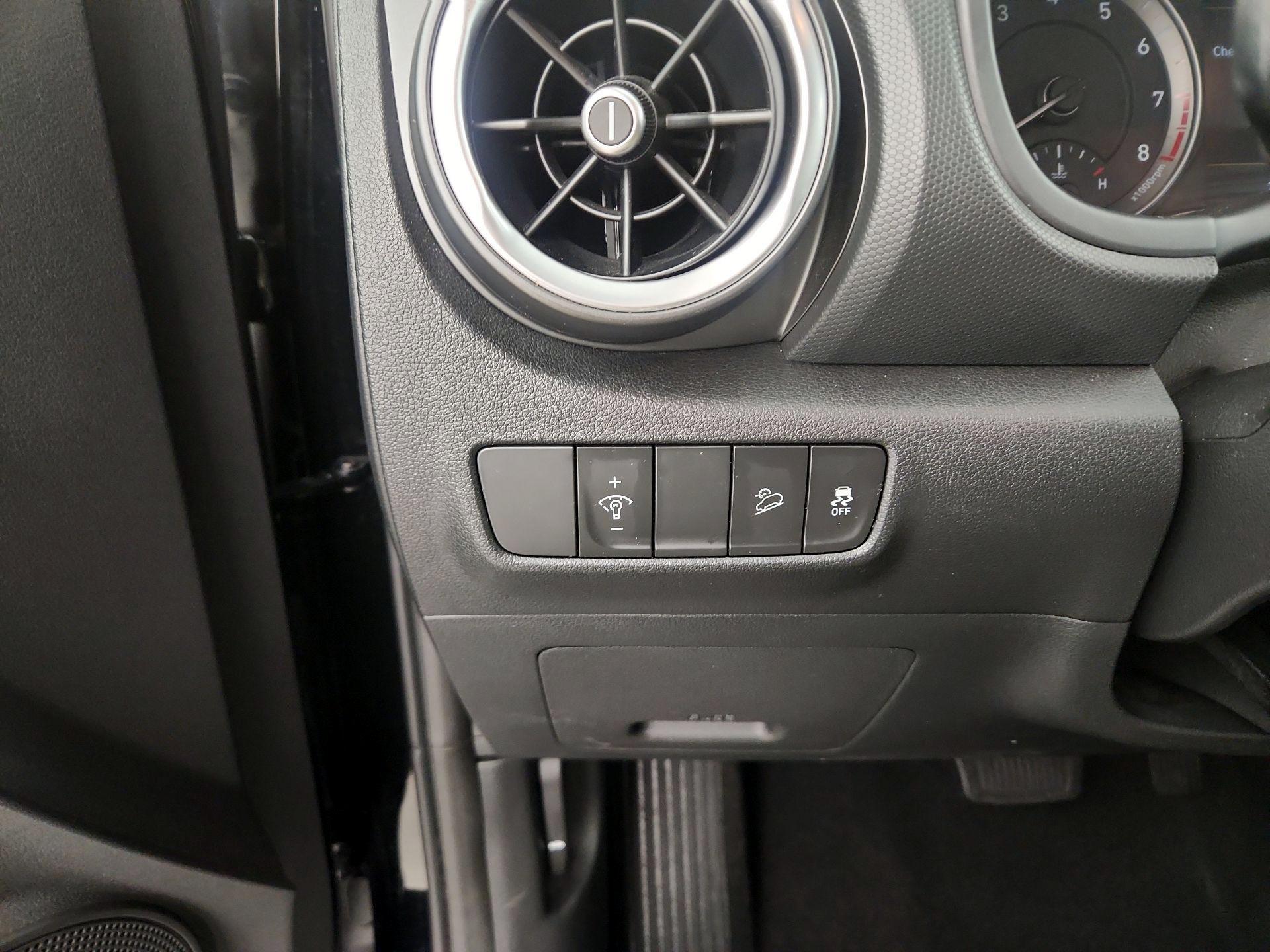 Thumbnail: 2022 Hyundai Kona - 13