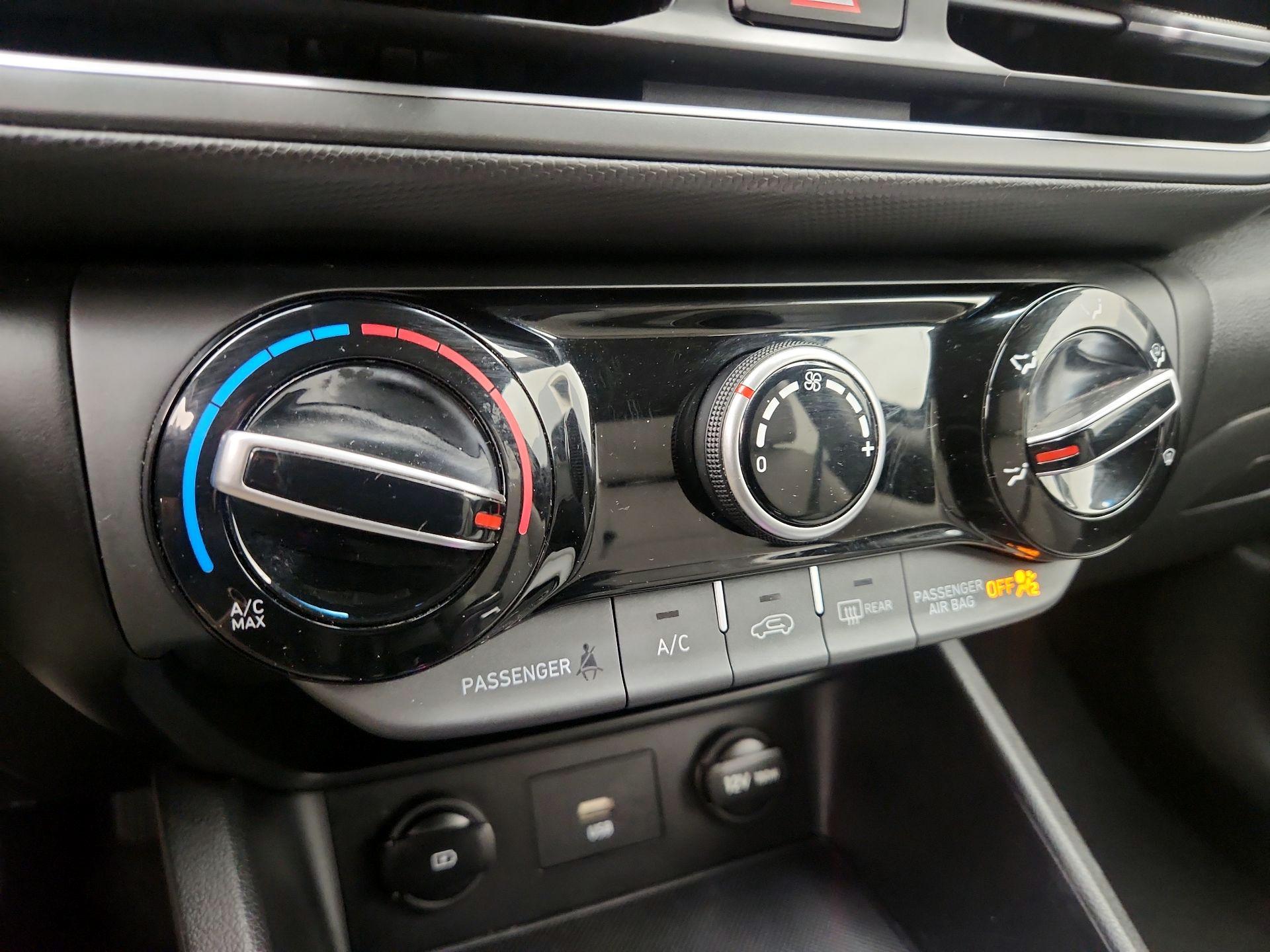 Thumbnail: 2022 Hyundai Kona - 16