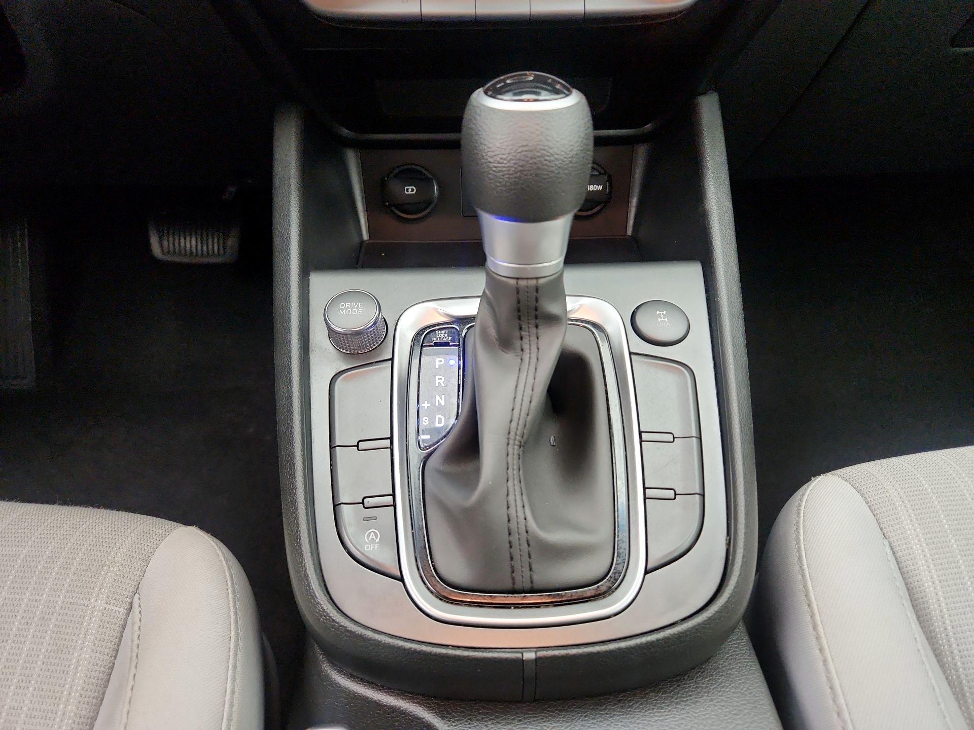 Thumbnail: 2022 Hyundai Kona - 17